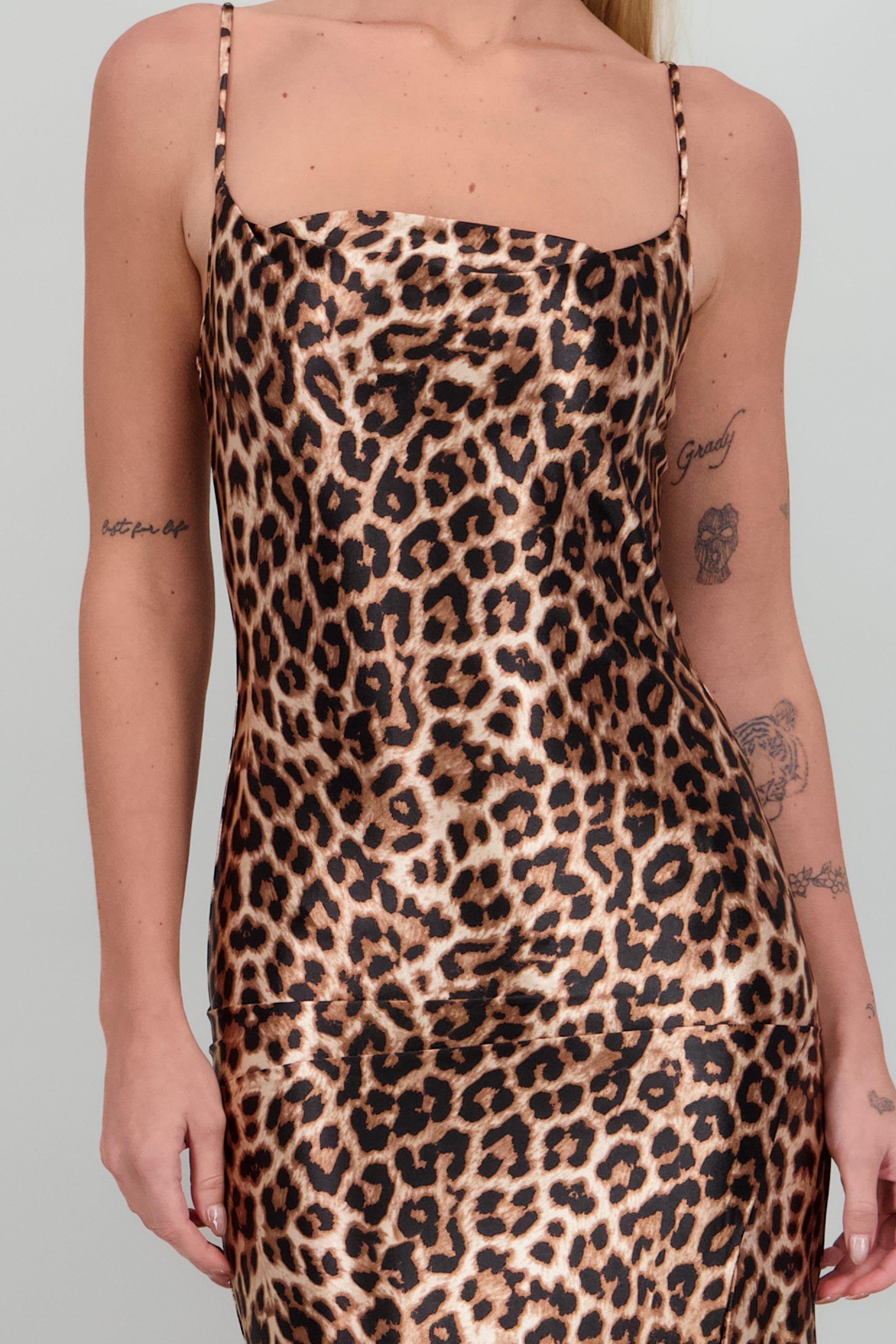 Vestido maxi animal print CAFE COMBO