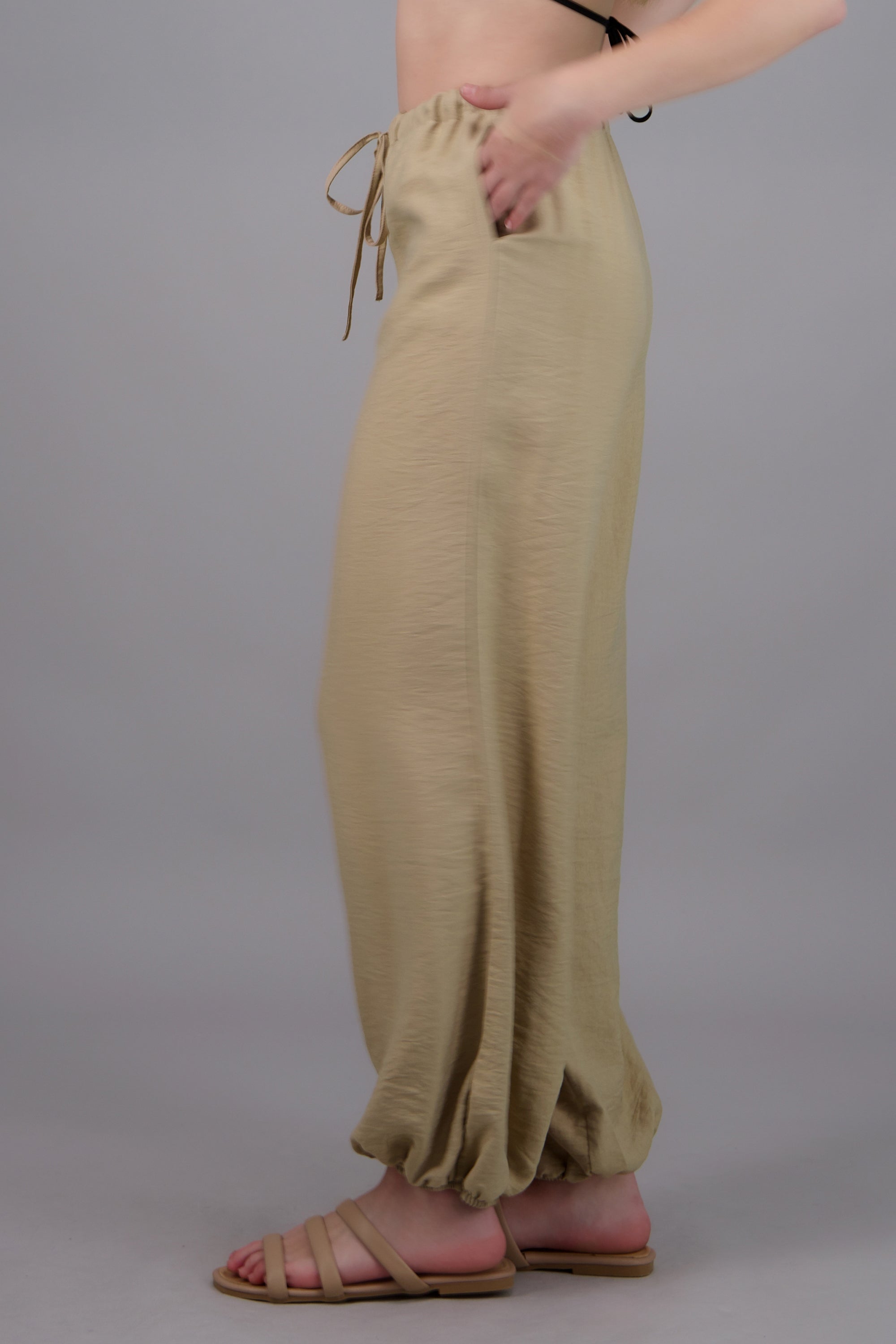 Pantalon resorte talon BEIGE