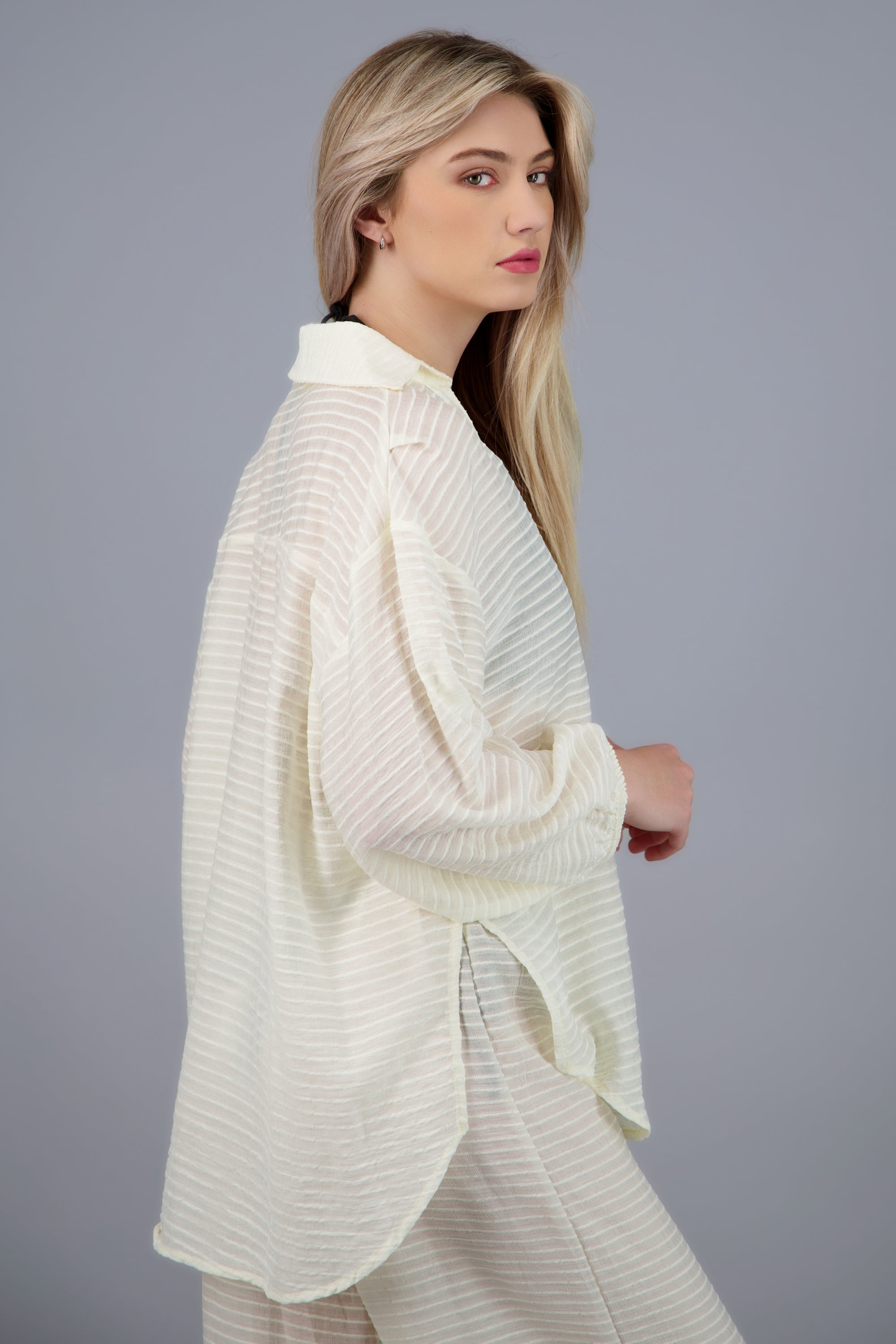 Camisa over ligera lineas HUESO