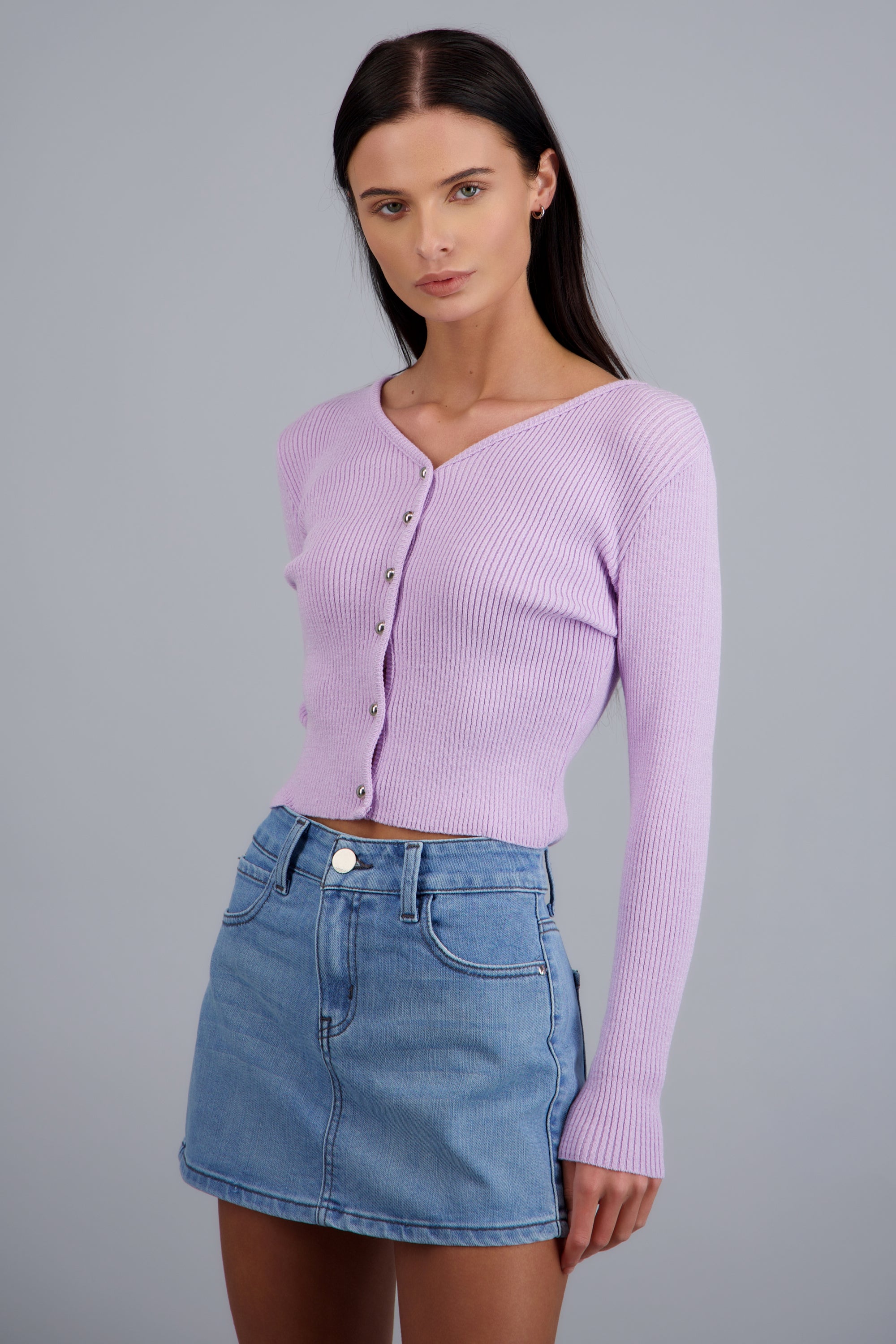 Cardigan ligero detalle botones LILA