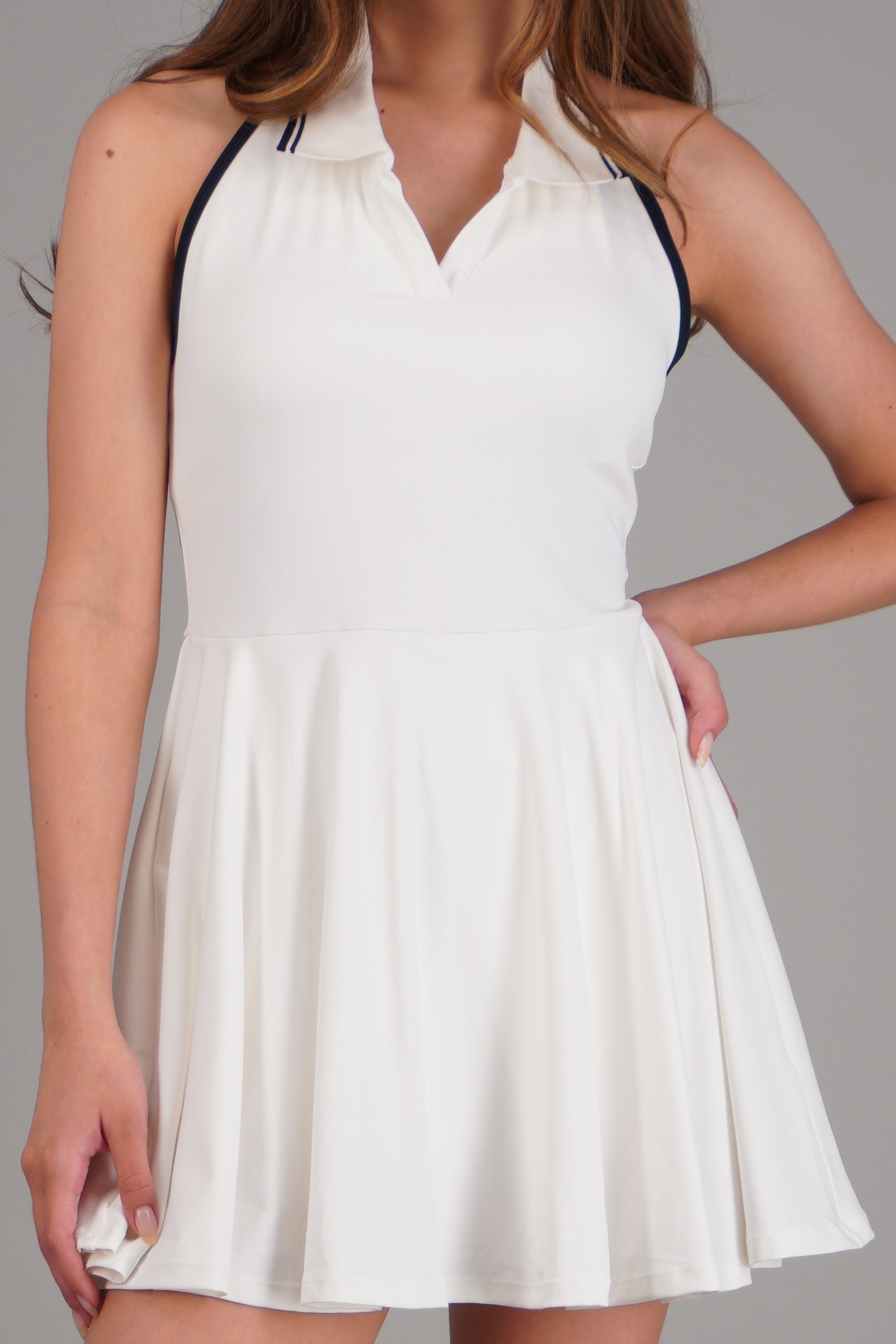 Vestido deportivo halter con short BLANCO