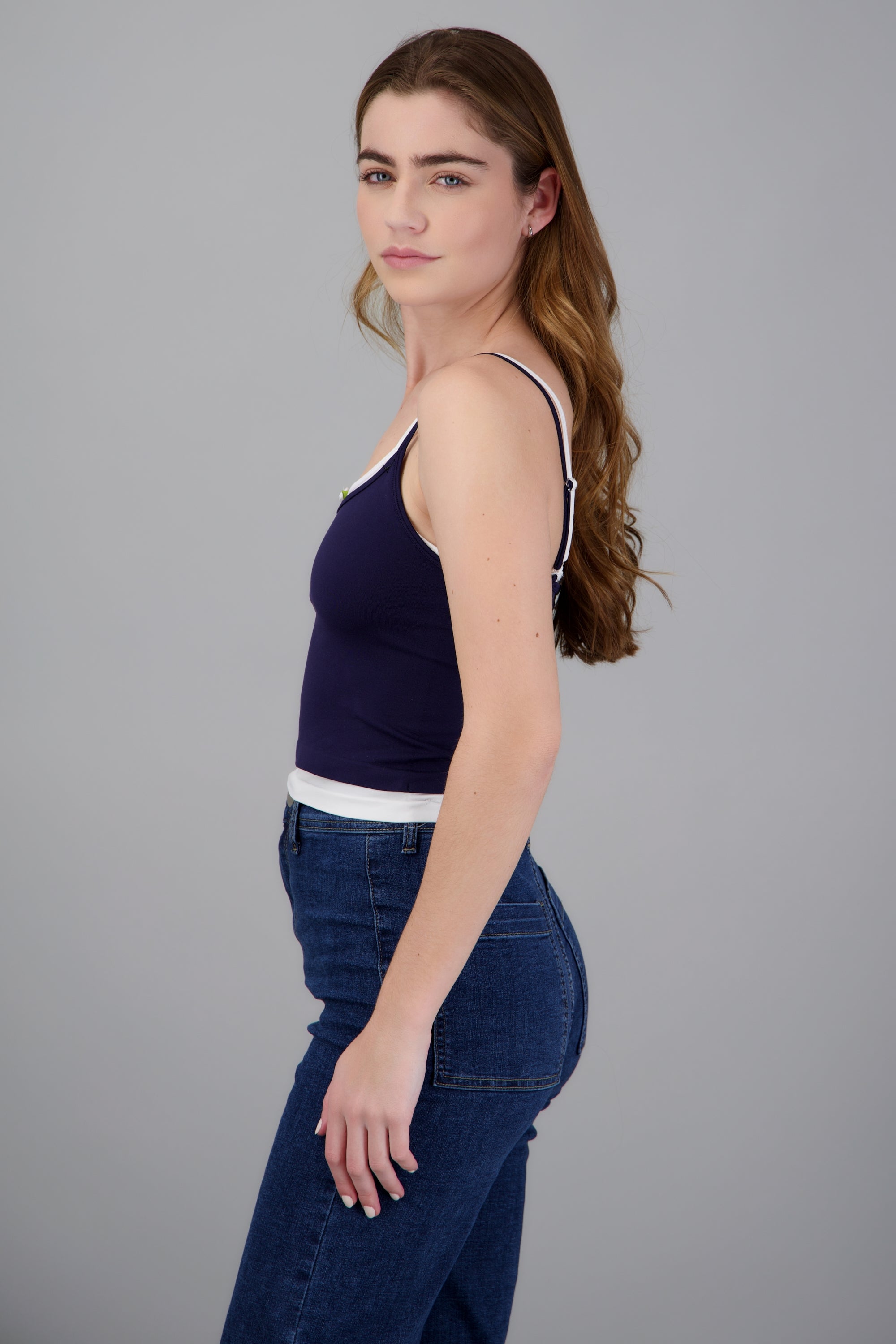 top doble slim detalle flor MARINO