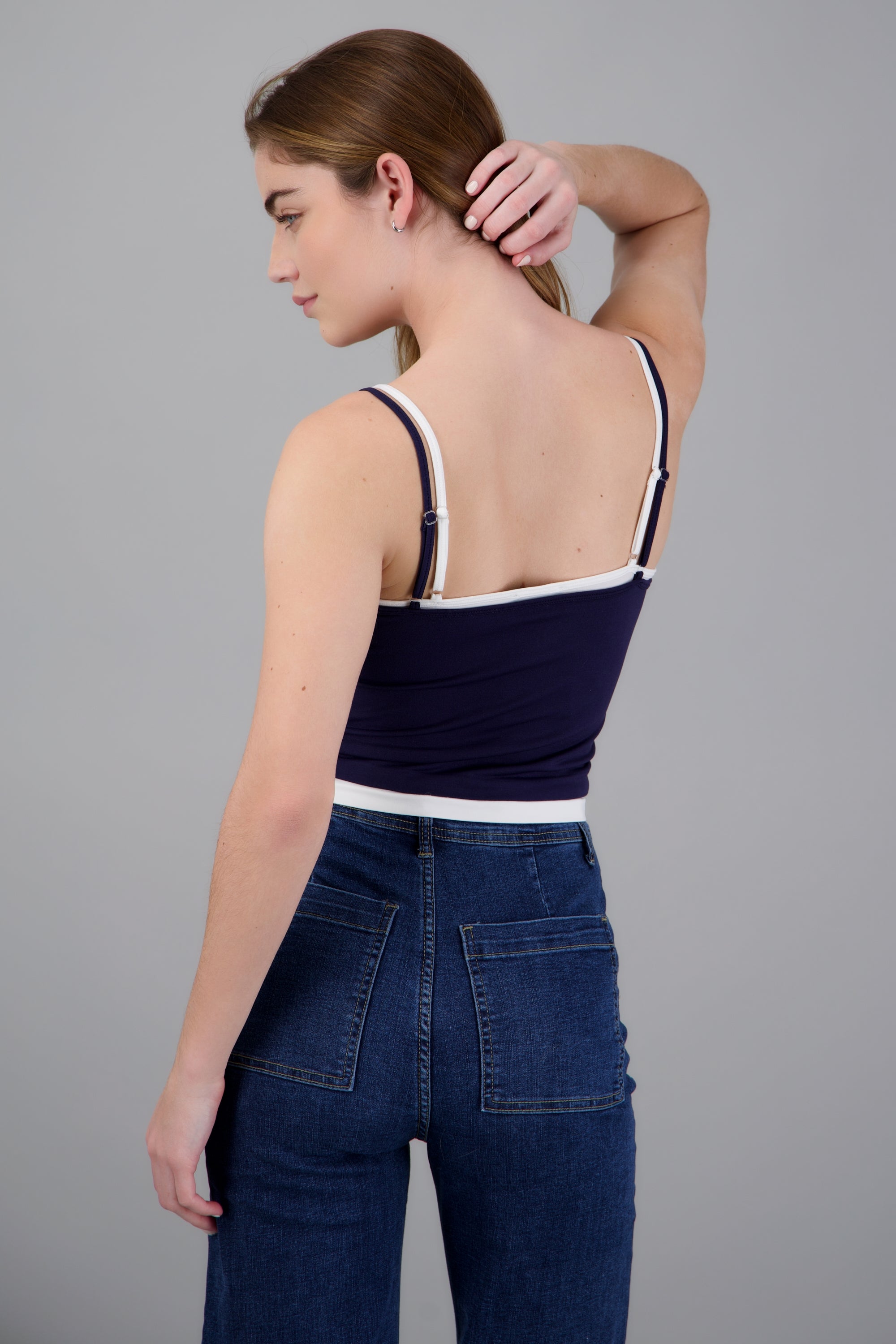 top doble slim detalle flor MARINO