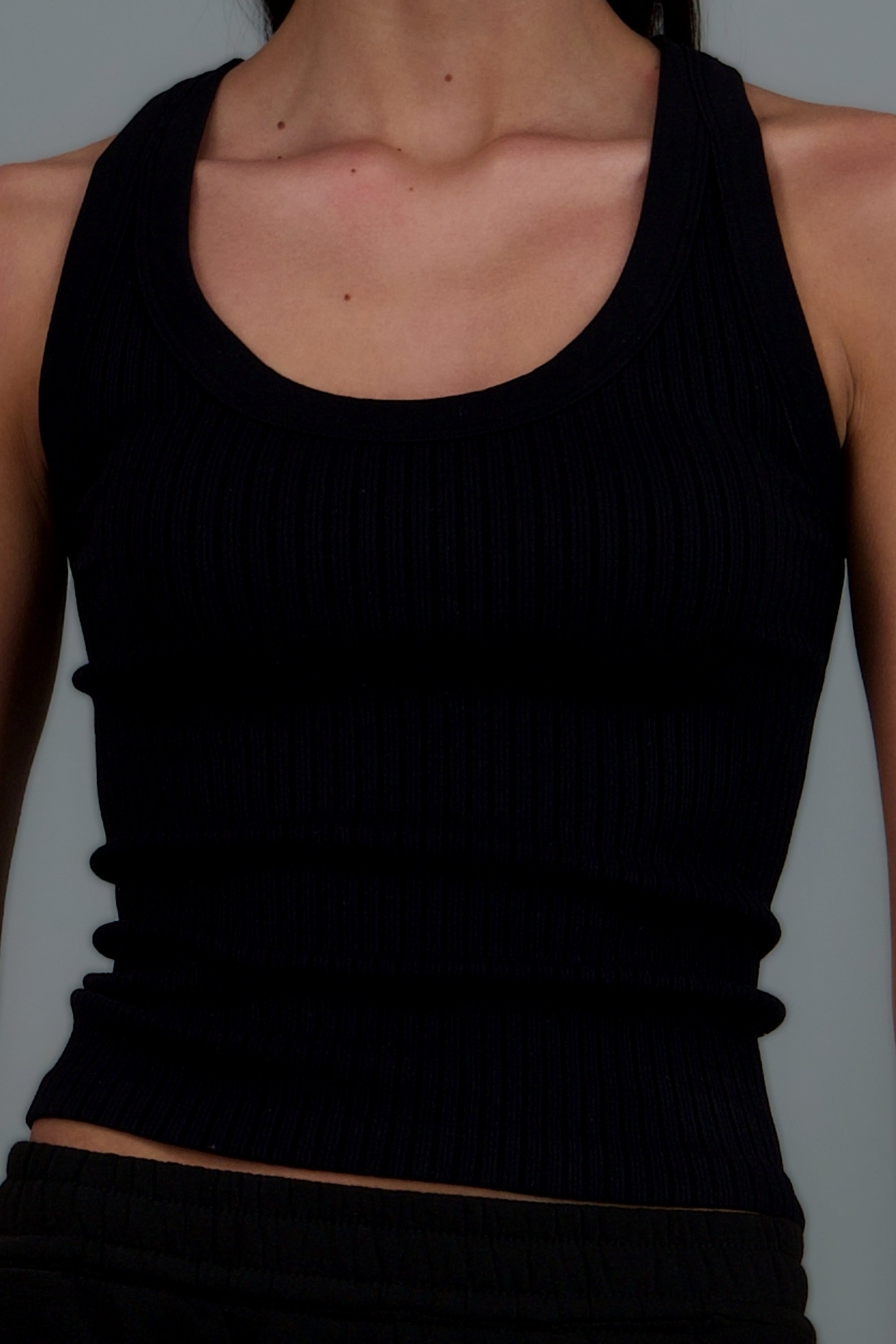 tank top básica NEGRO