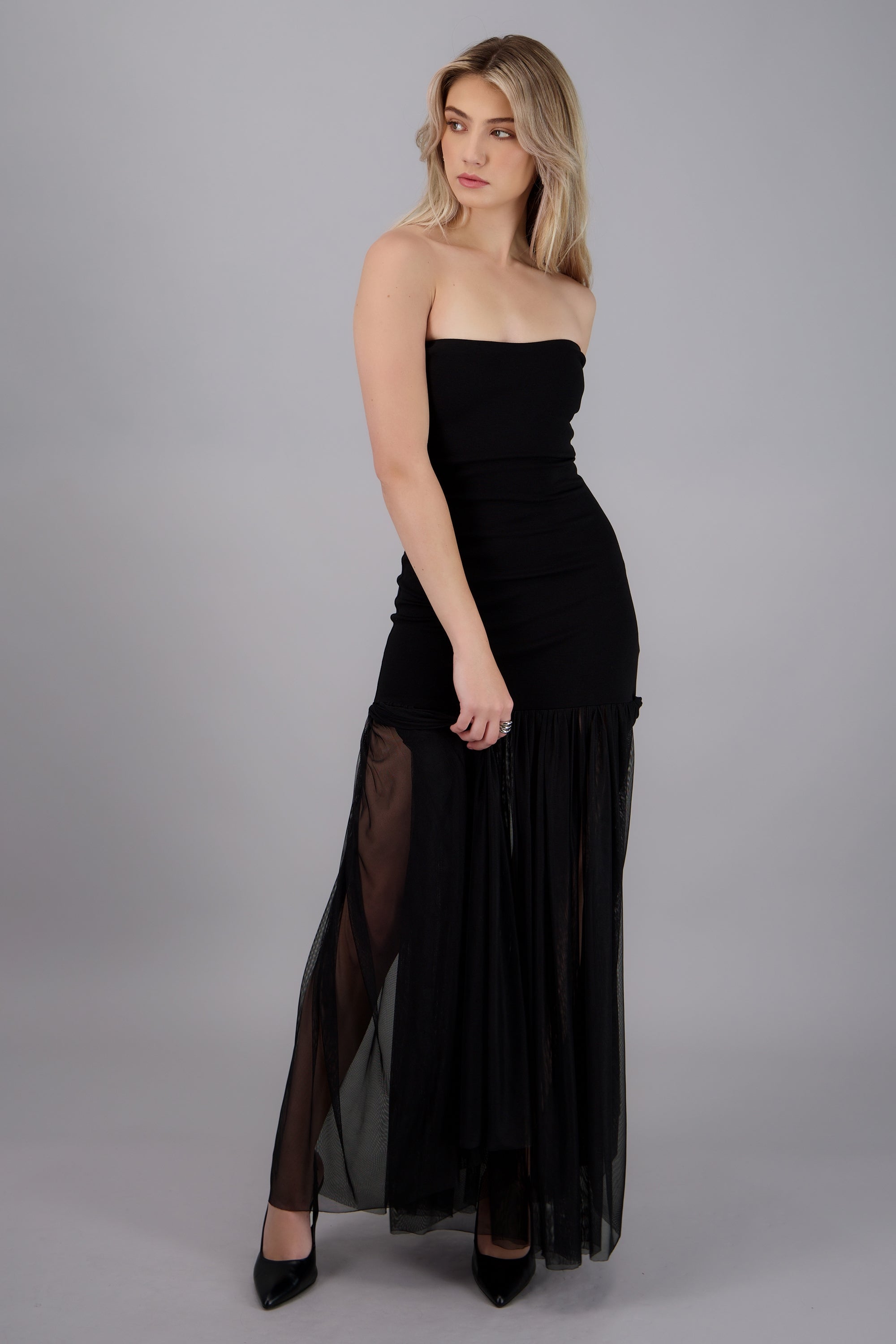vestido maxi strapples falda mesh NEGRO