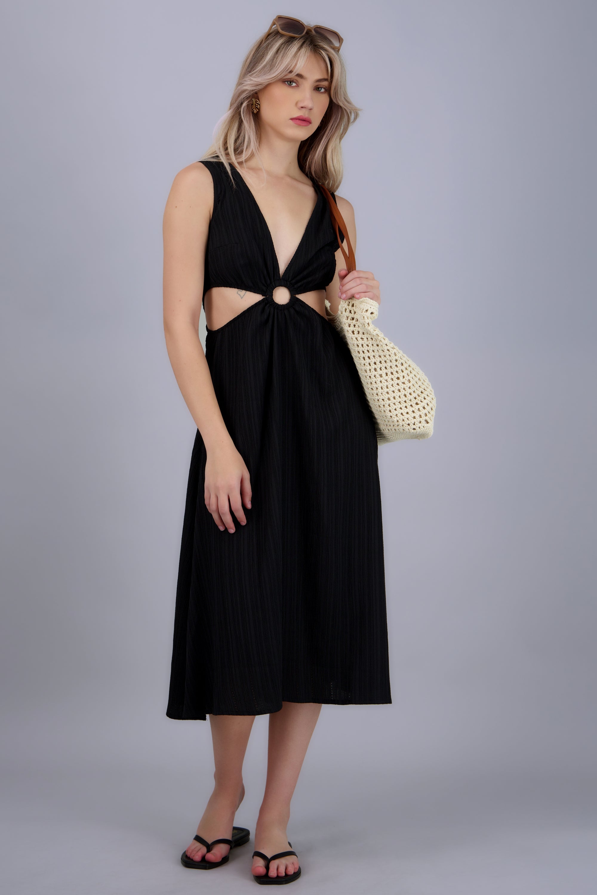 Vestido detalle aro escote v NEGRO