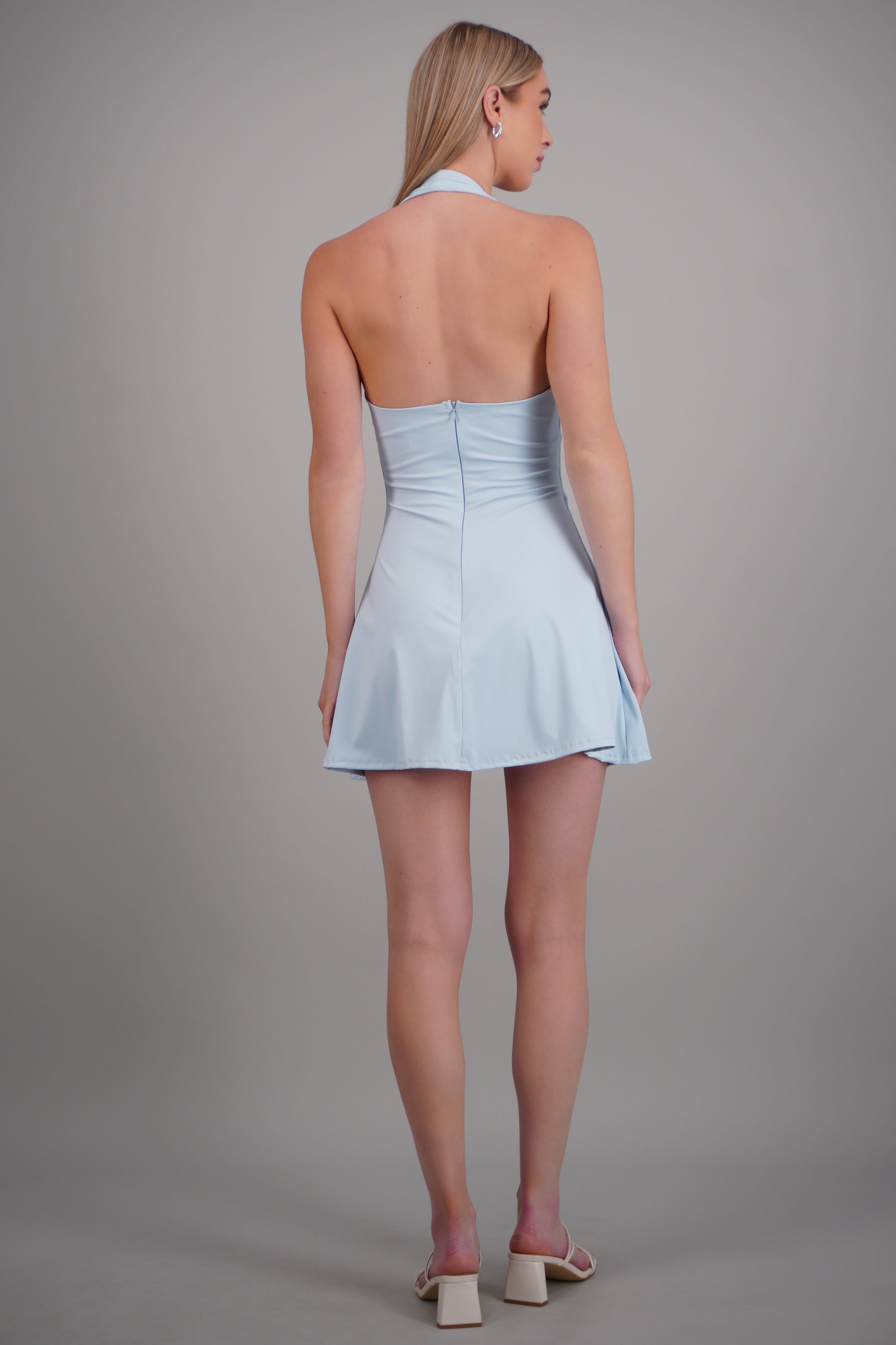 Vestido mini halter AZUL PASTEL