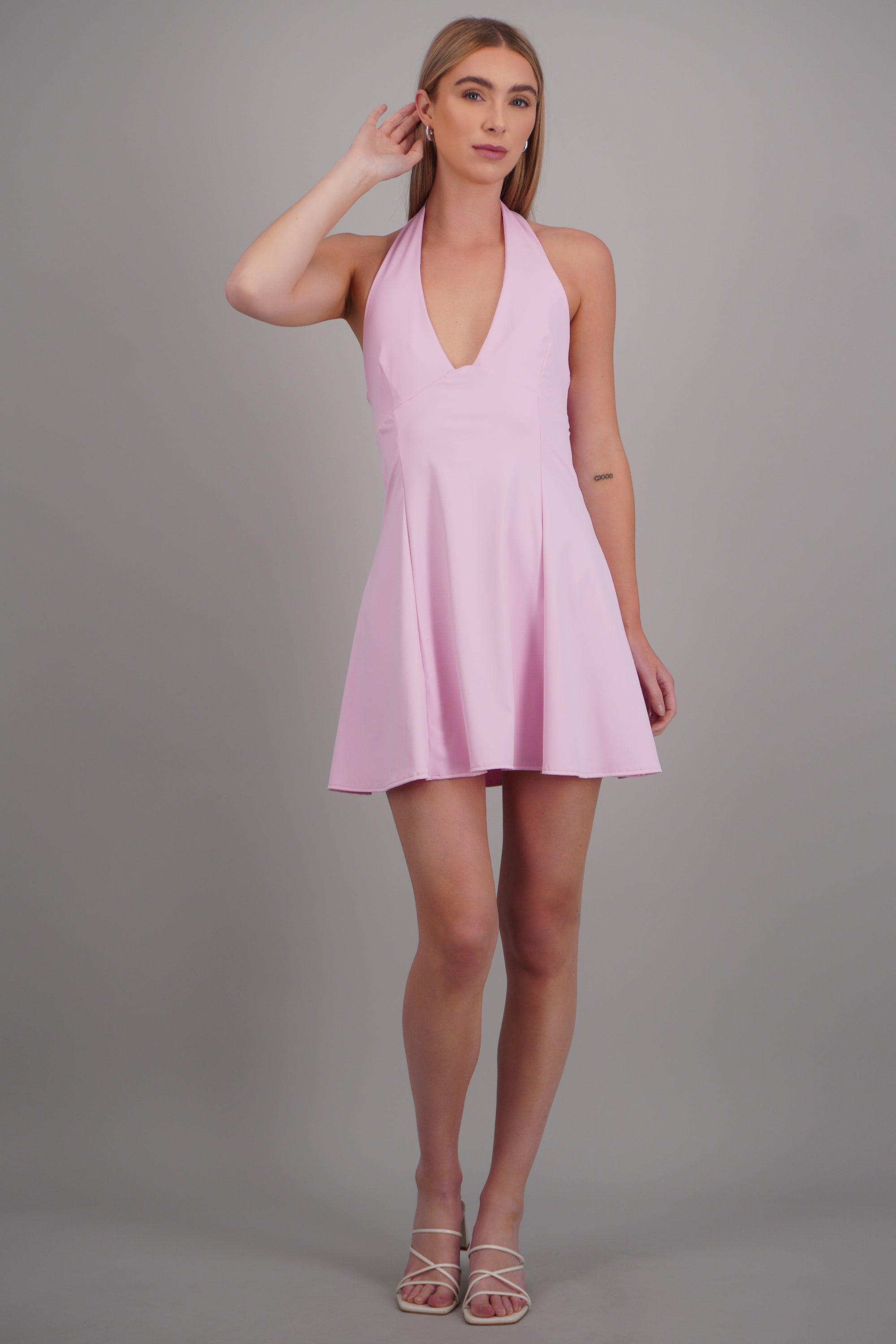 Vestido mini halter ROSA PASTEL