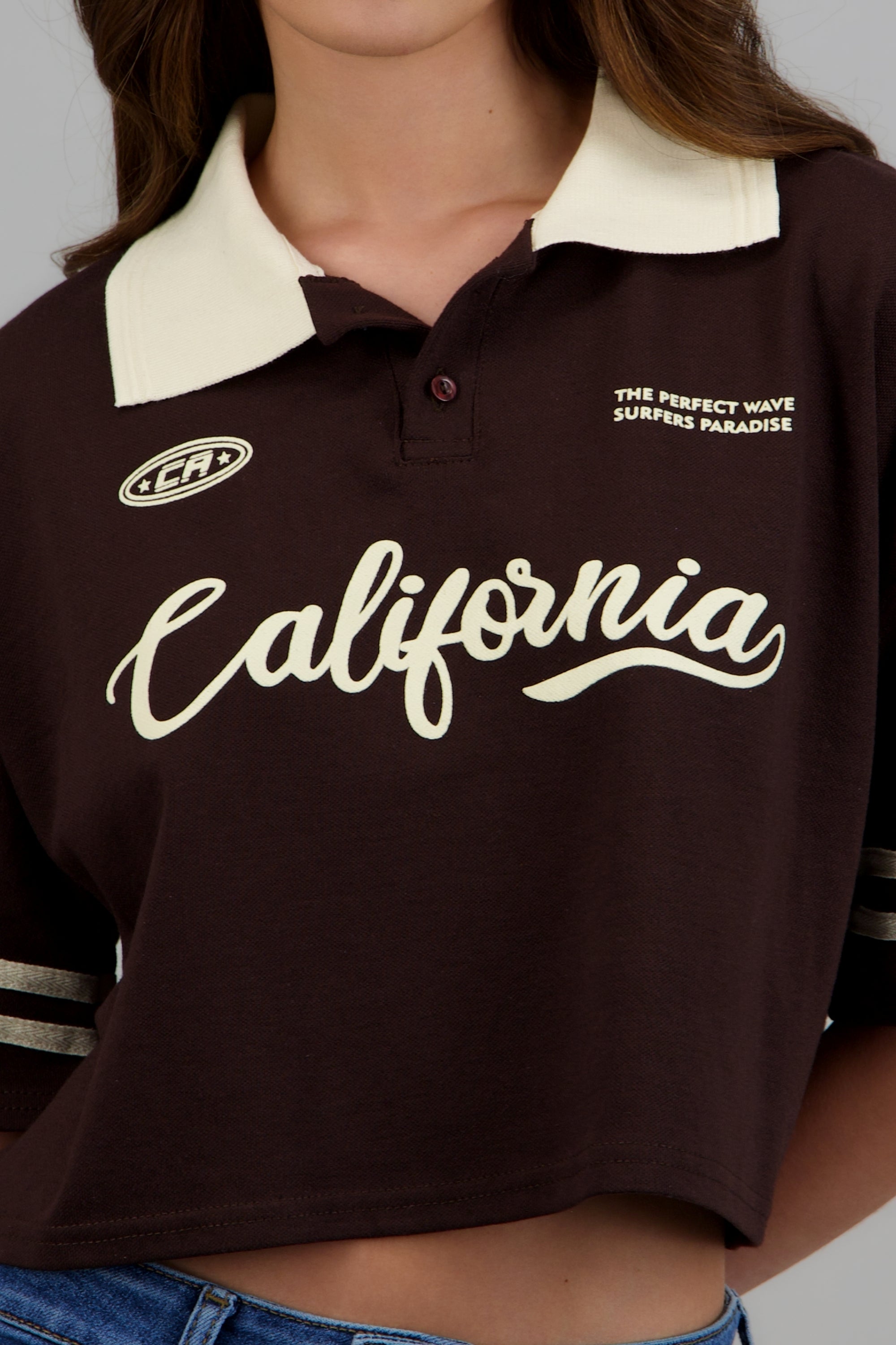 Polo boxy contraste California CHOCOLATE