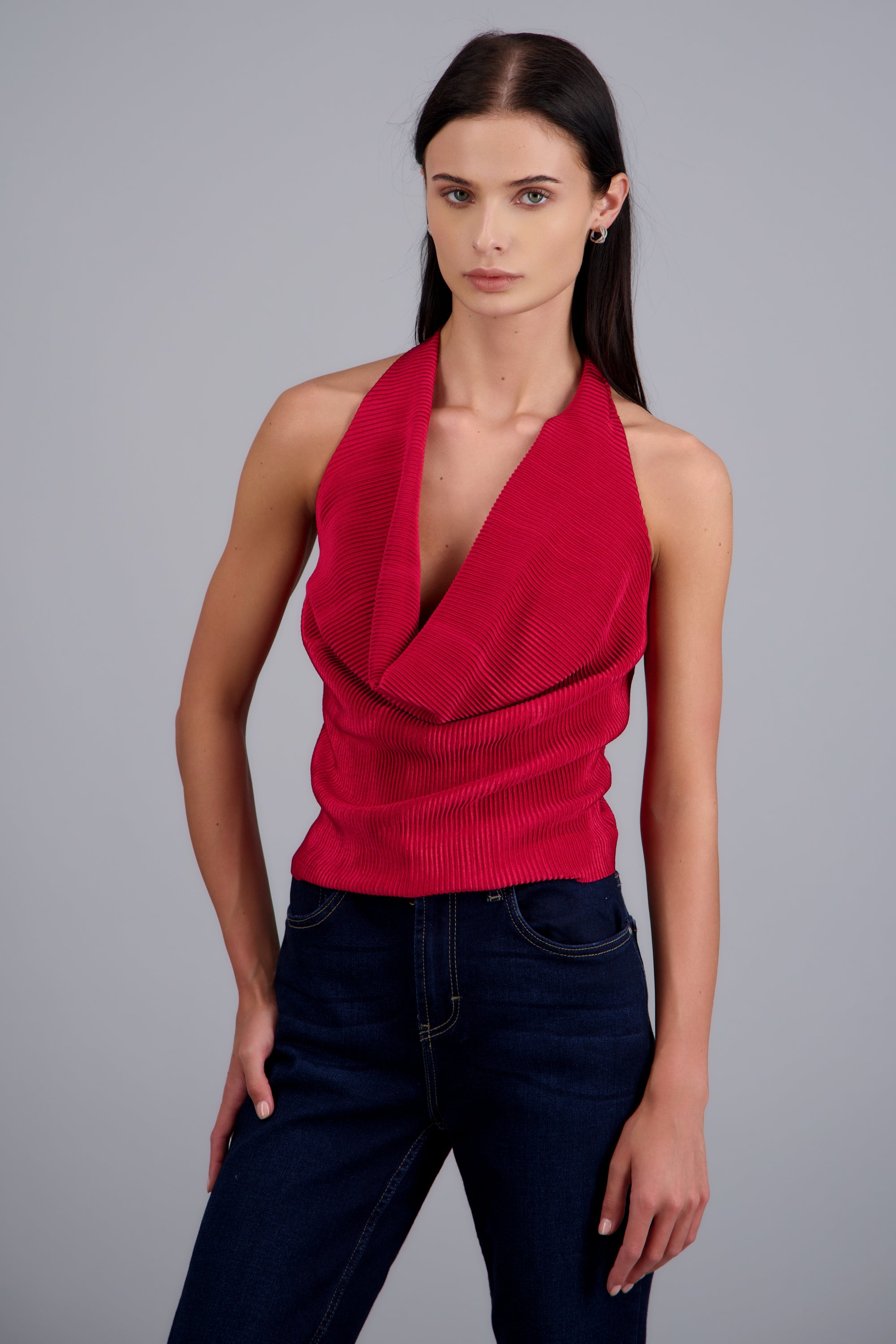 Blusa halter escote cascada detalle tela ROJO