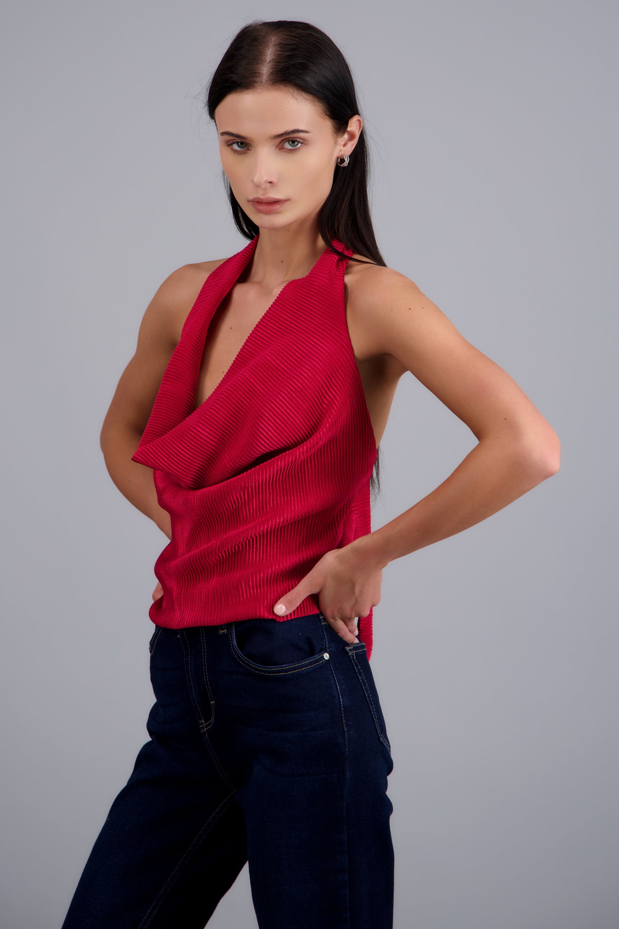 Blusa halter escote cascada detalle tela ROJO