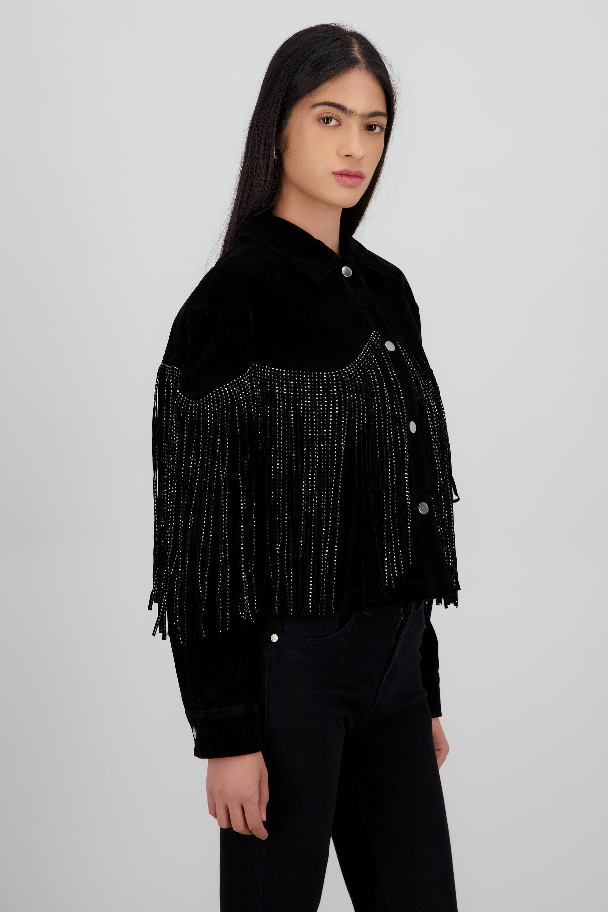 Chamarra de suede con fringe brillos NEGRO