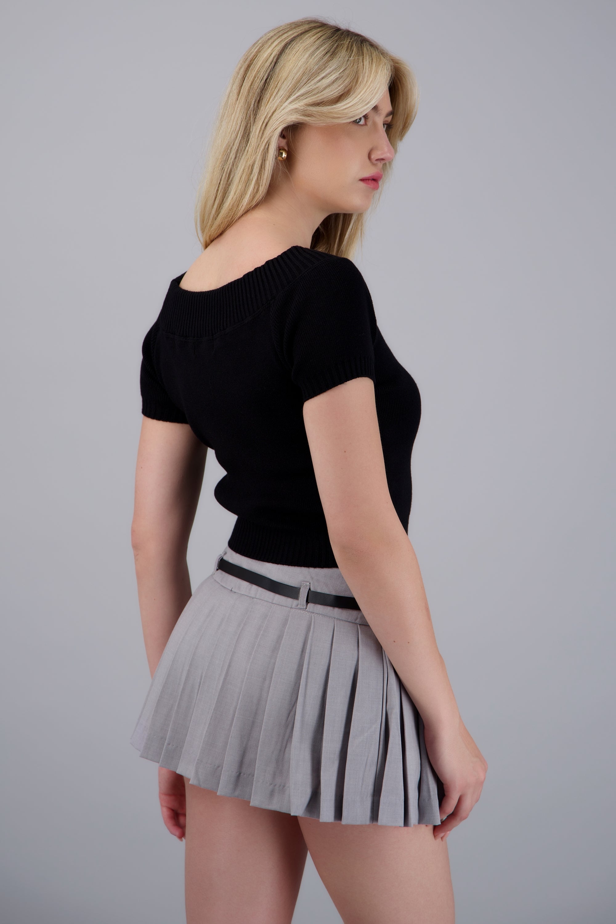 top canale bold NEGRO