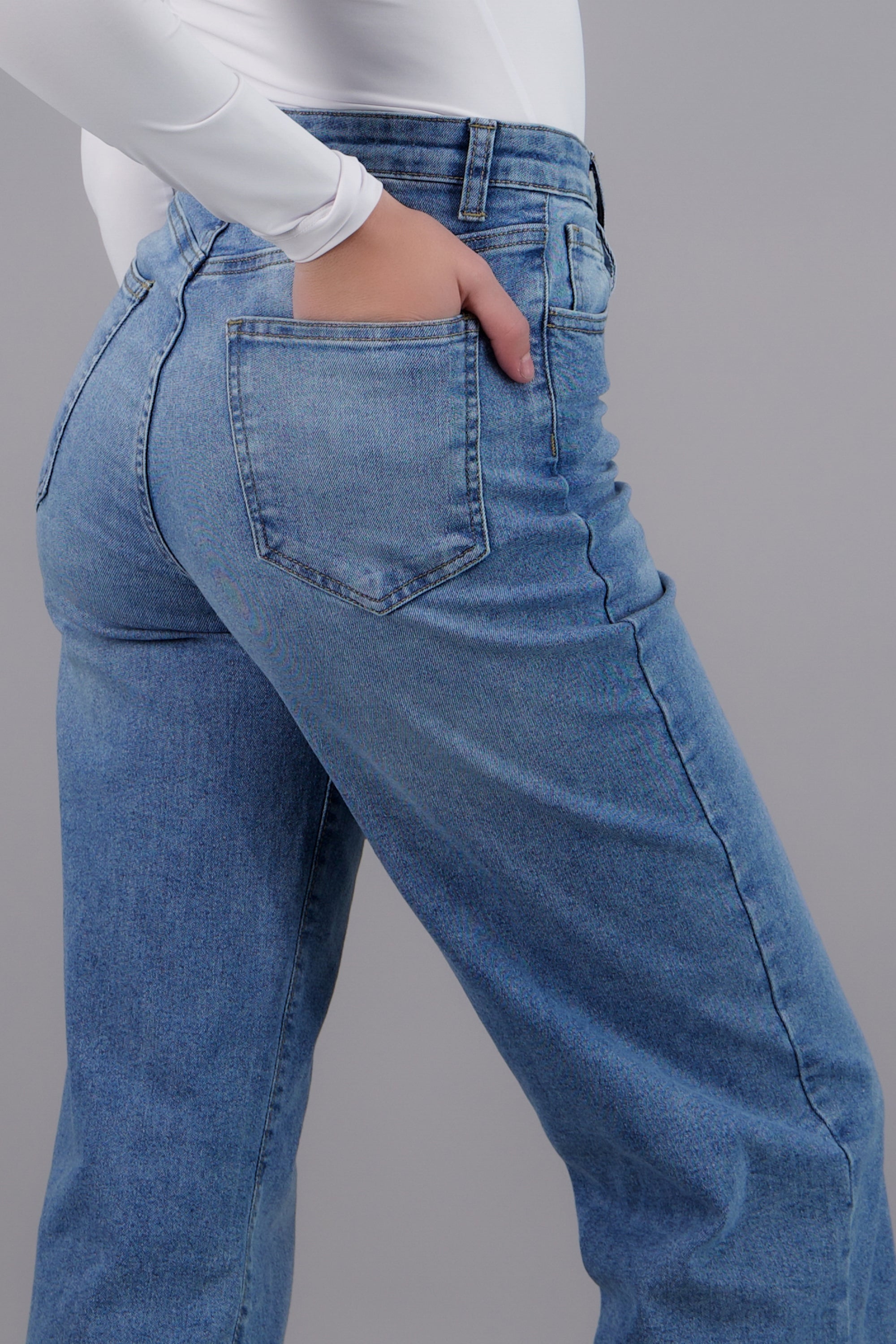 Jeans culotte amplio LIGHT WASH