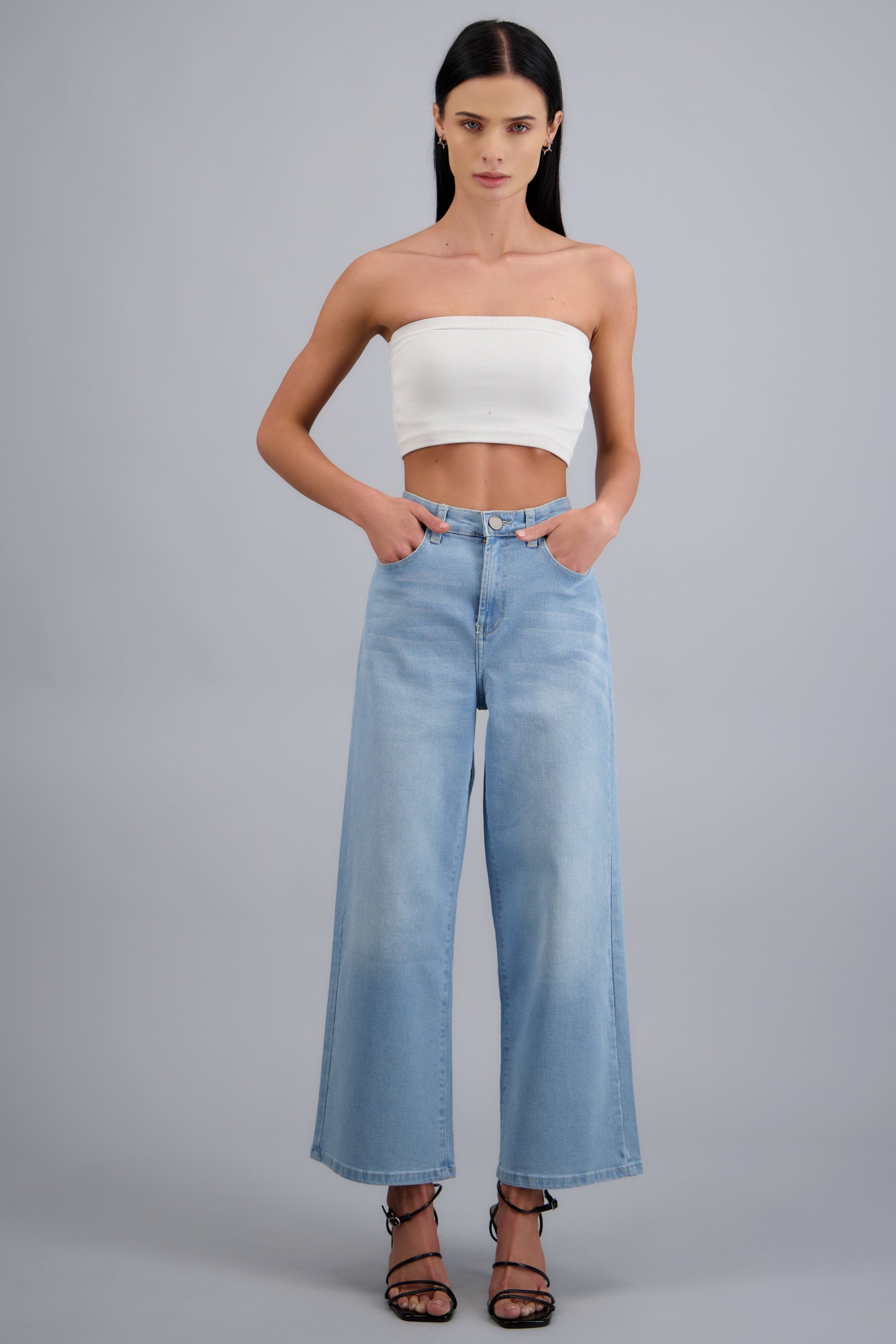 Jeans cropped amplio BLEACHED