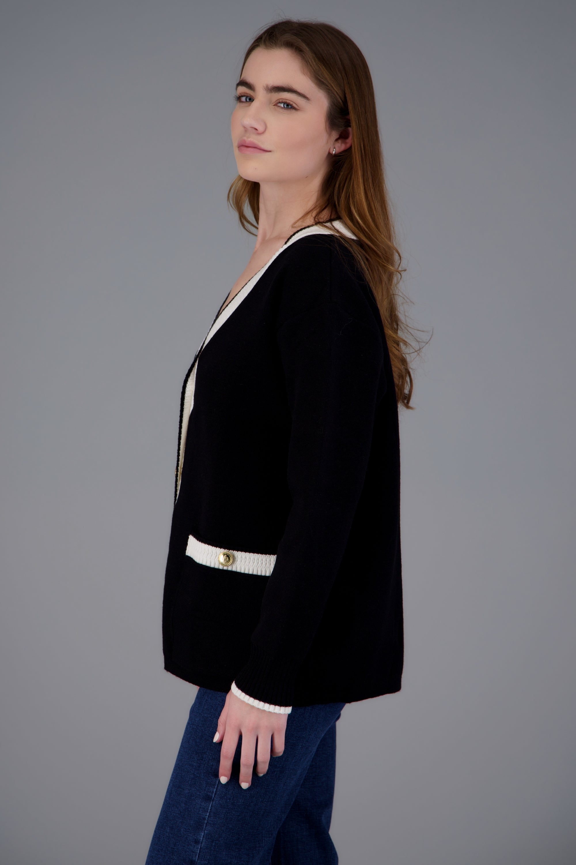 cardigan contraste detalle botones NEGRO COMBO