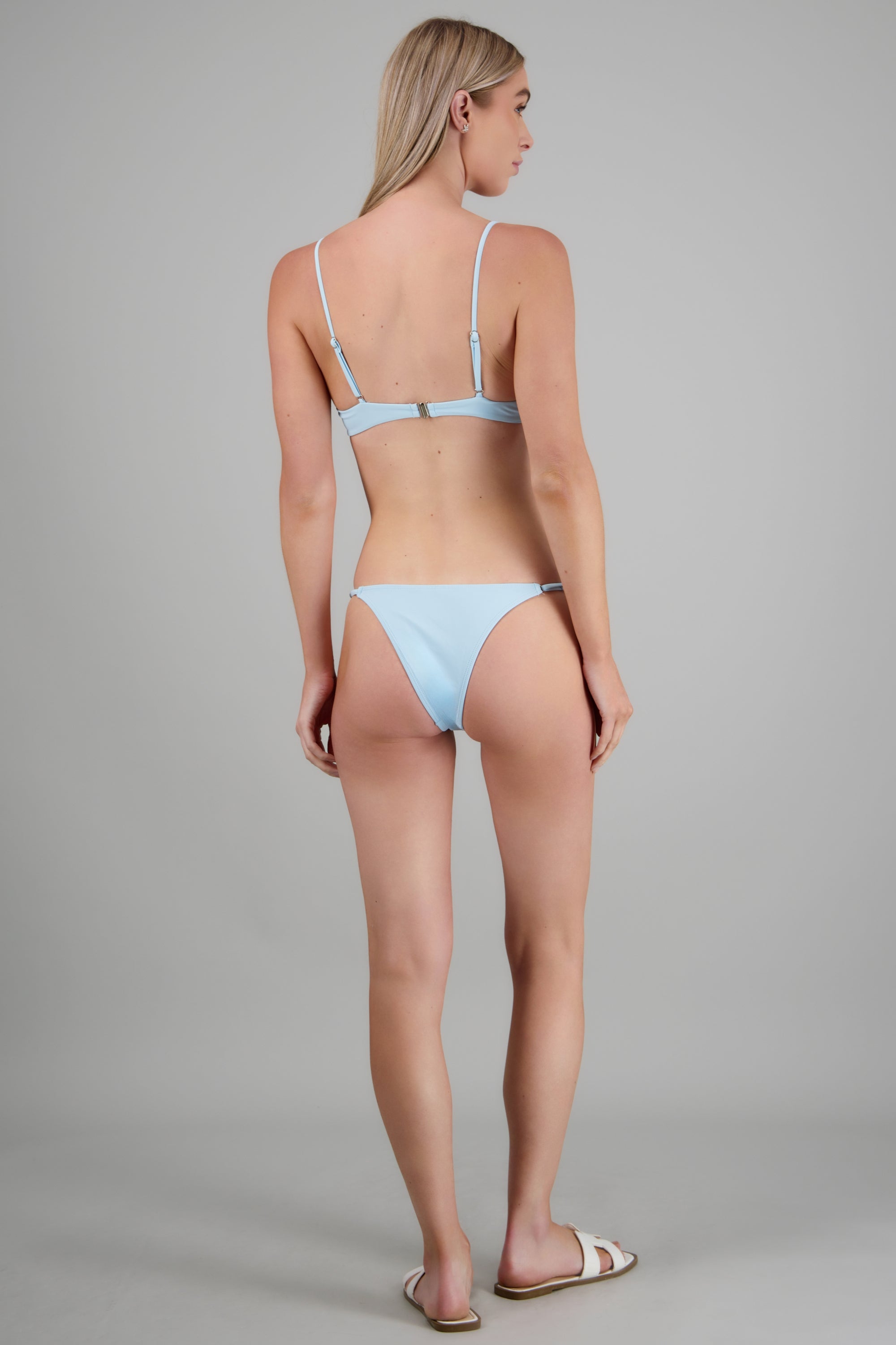 Bikini detalle piedras AZUL PASTEL