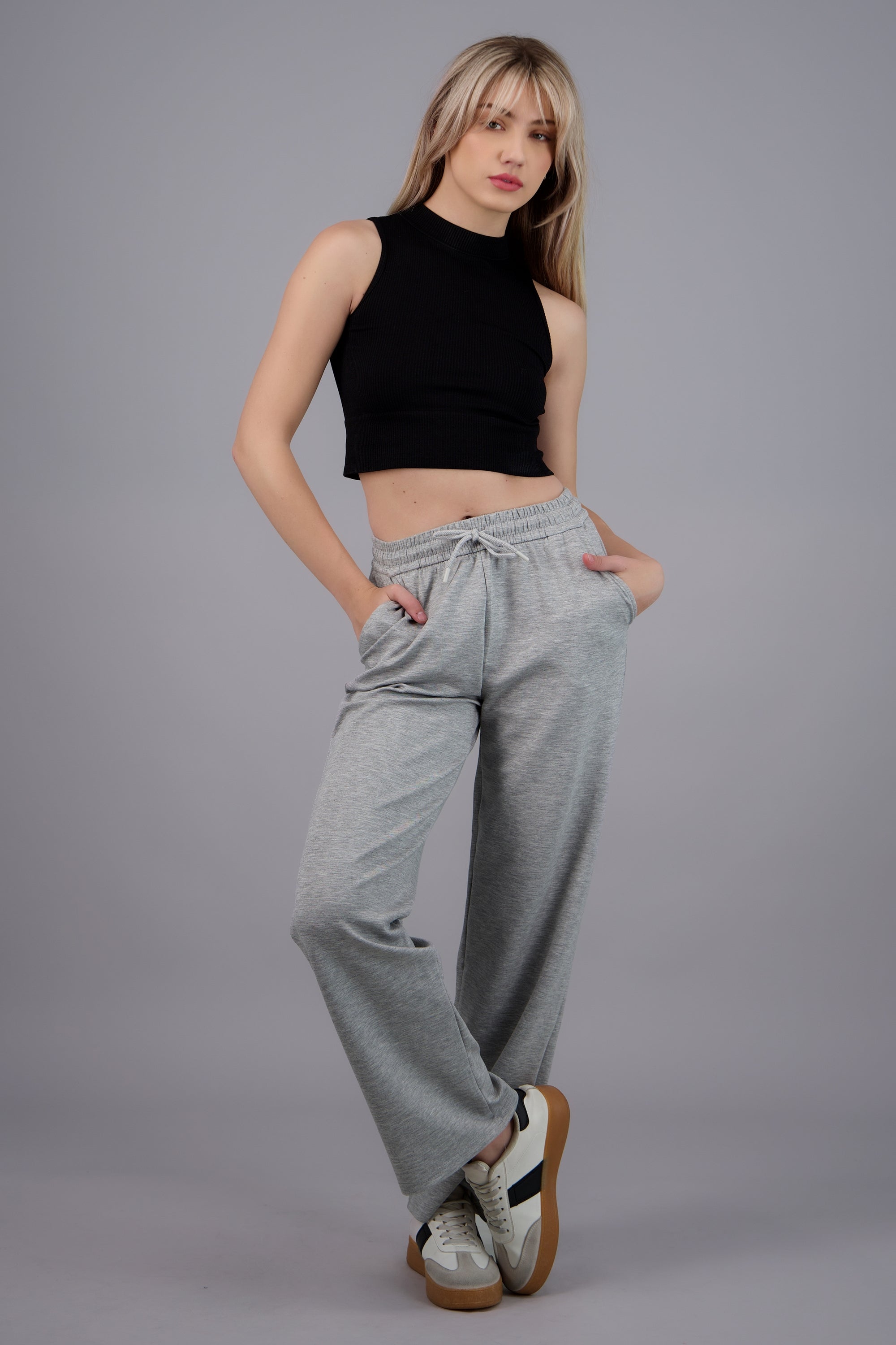 Pants lisos con bolsas GRIS JASPE