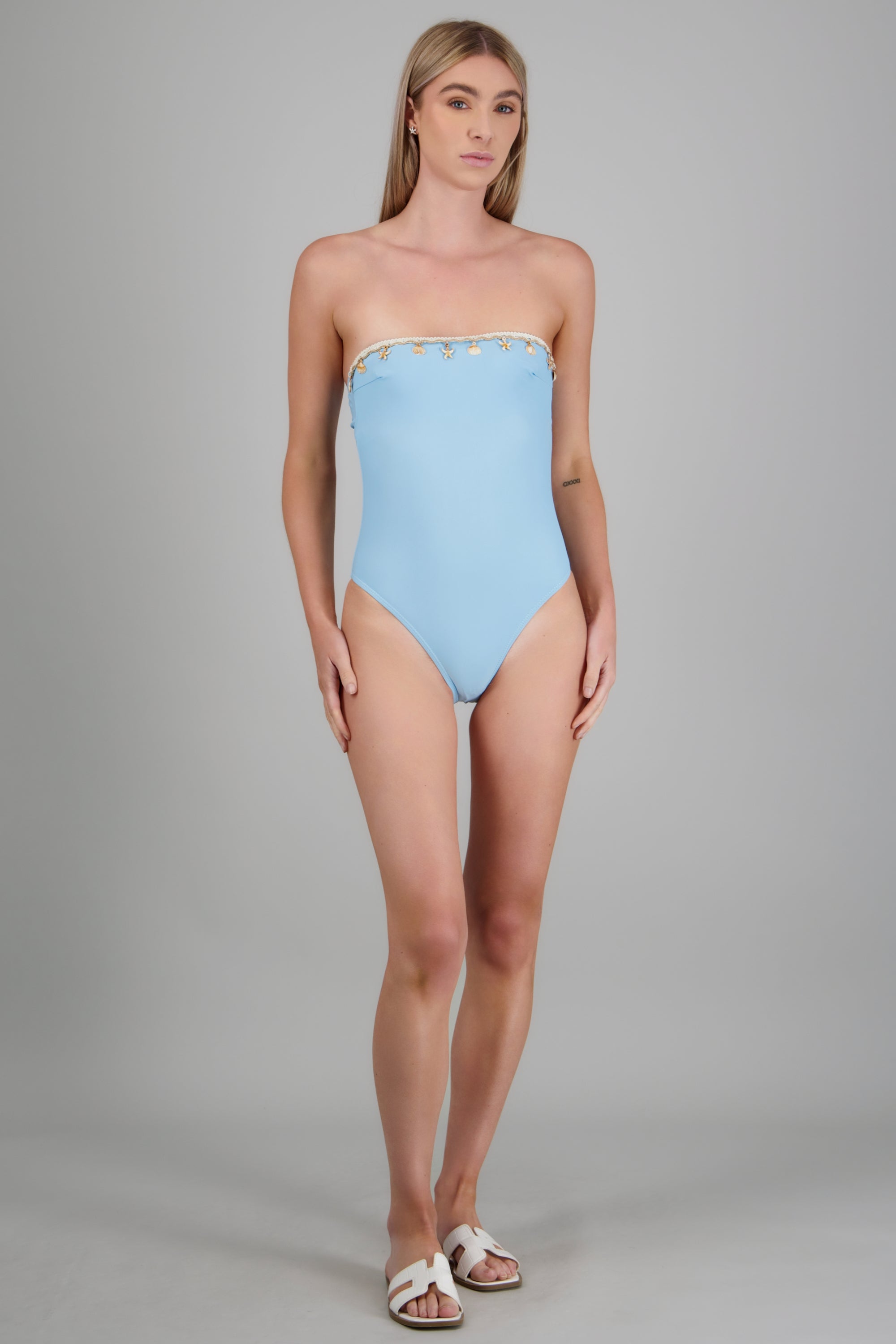 Traje de baño conchitas AZUL PASTEL