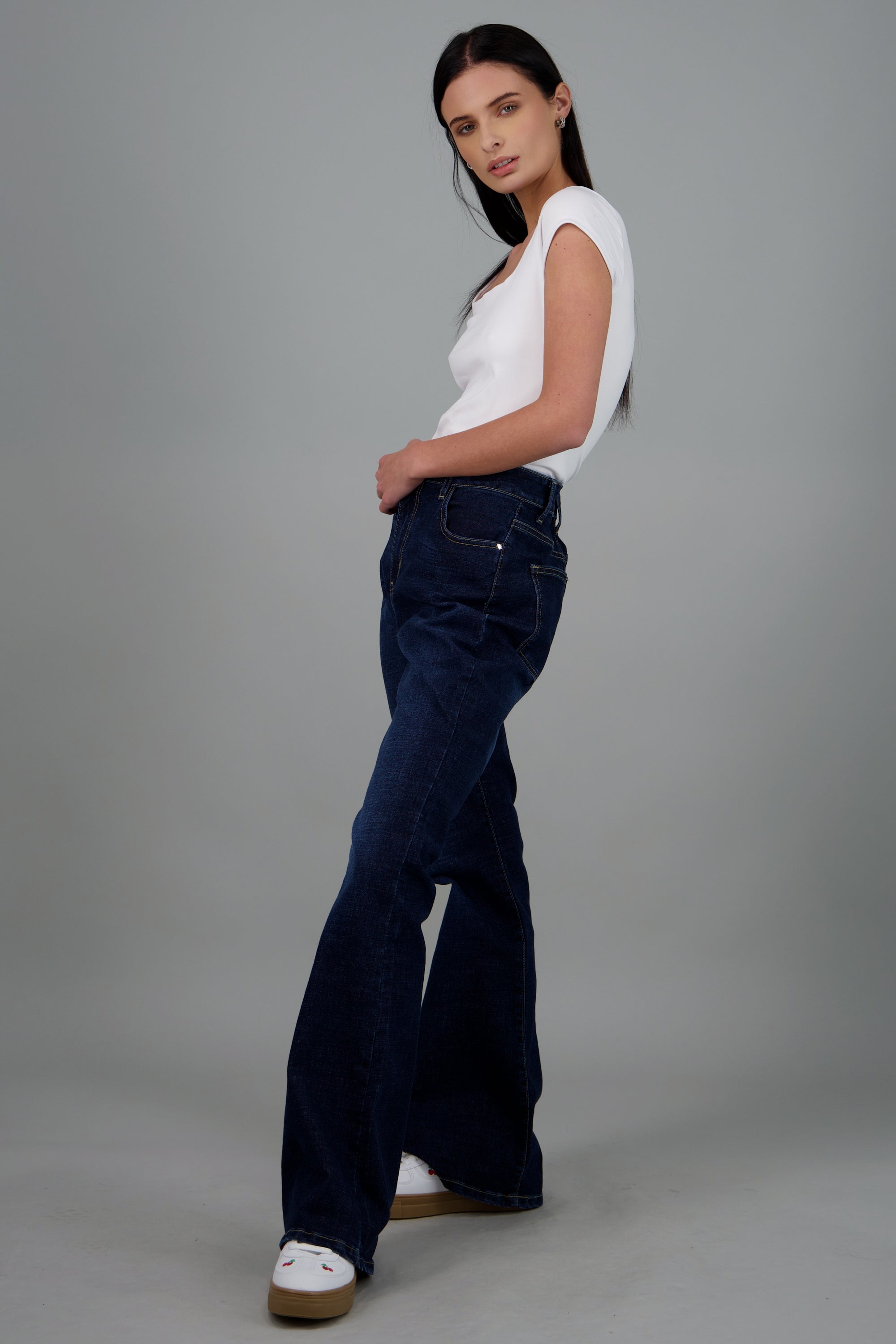 Jeans flare cintura alta DARK WASH