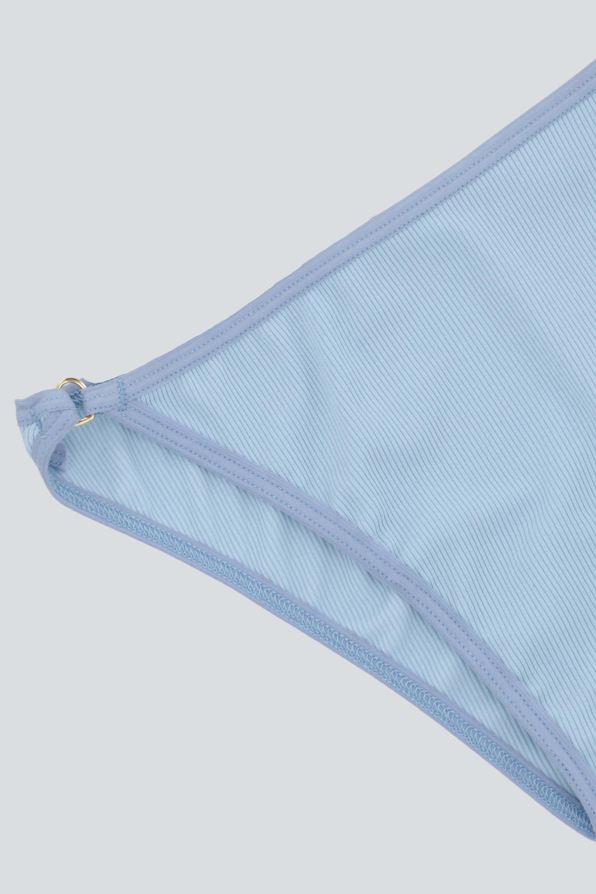Bikini rib detalle corazon AZUL CIELO