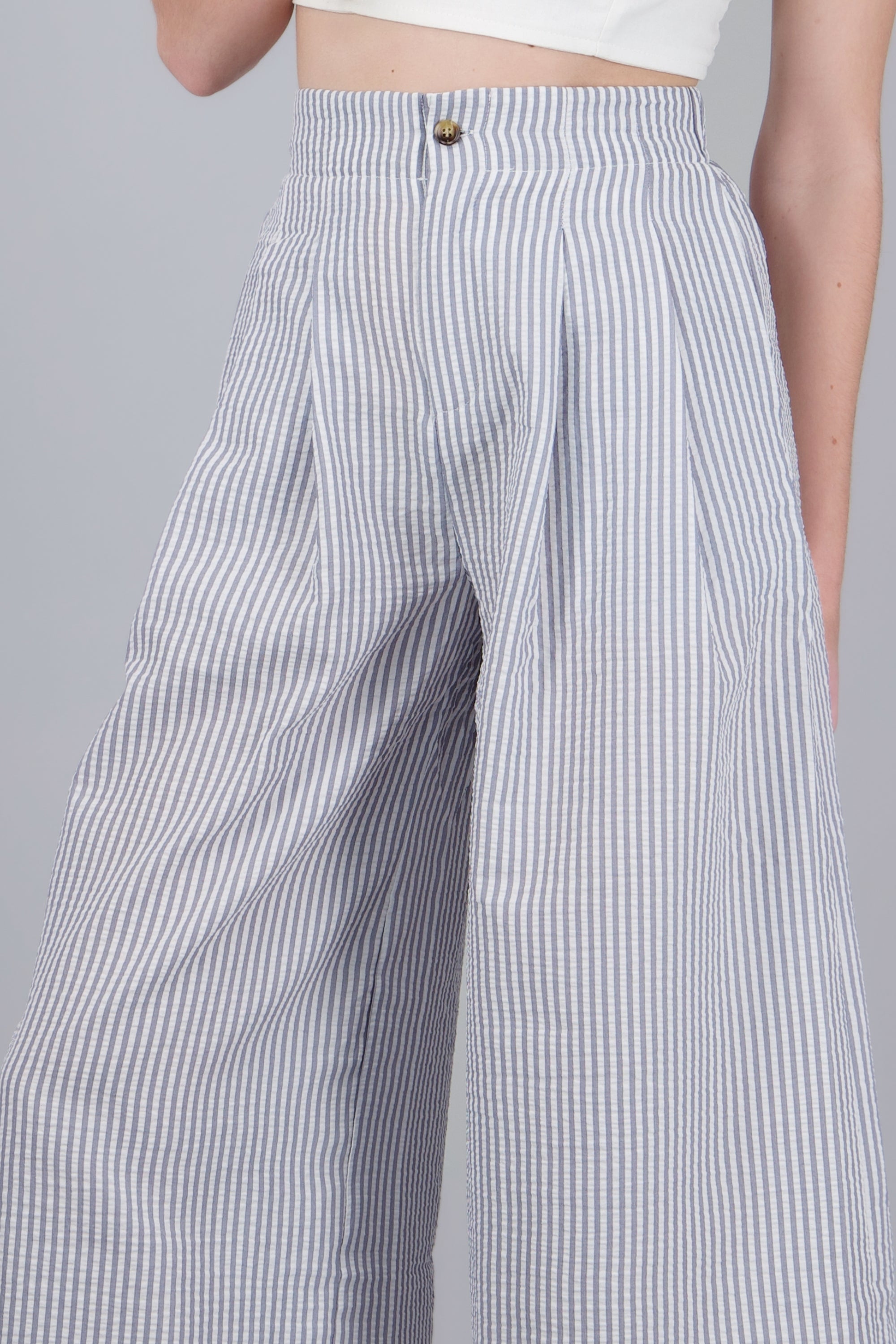 Pantalón de rayas detalle pinzas MARINO COMBO