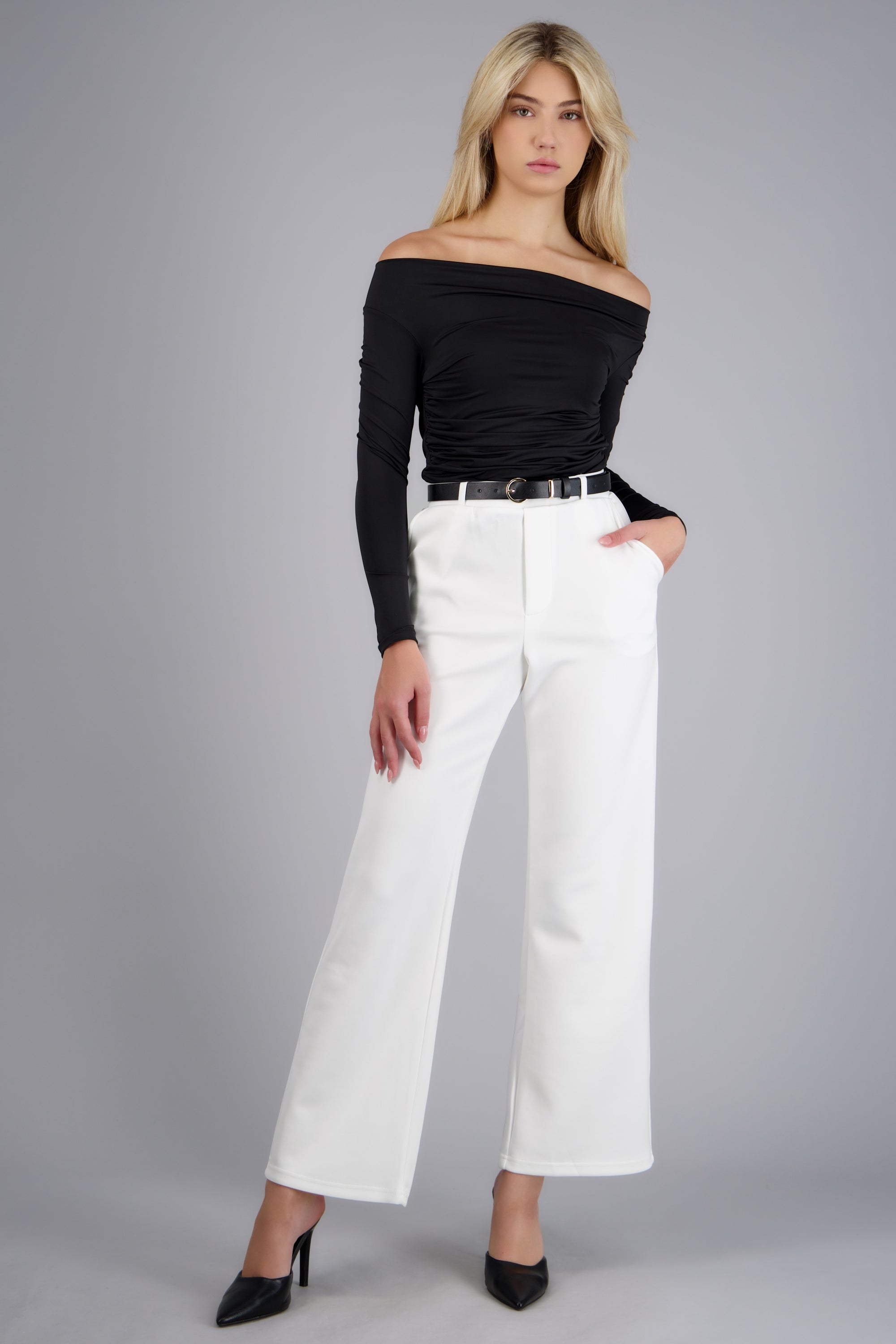 Pantalon estilo recto con cinturon BLANCO