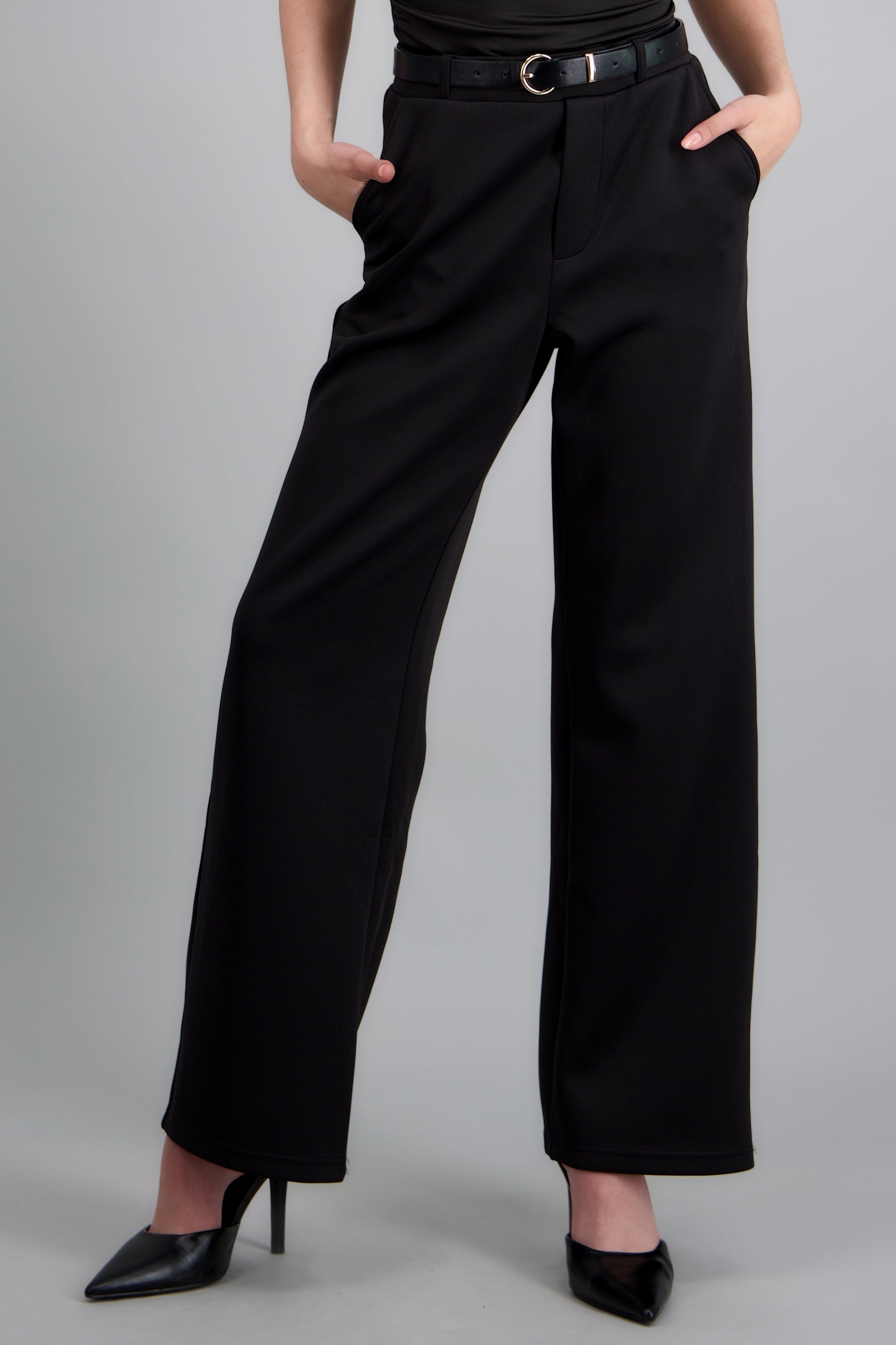 Pantalon estilo recto con cinturon NEGRO