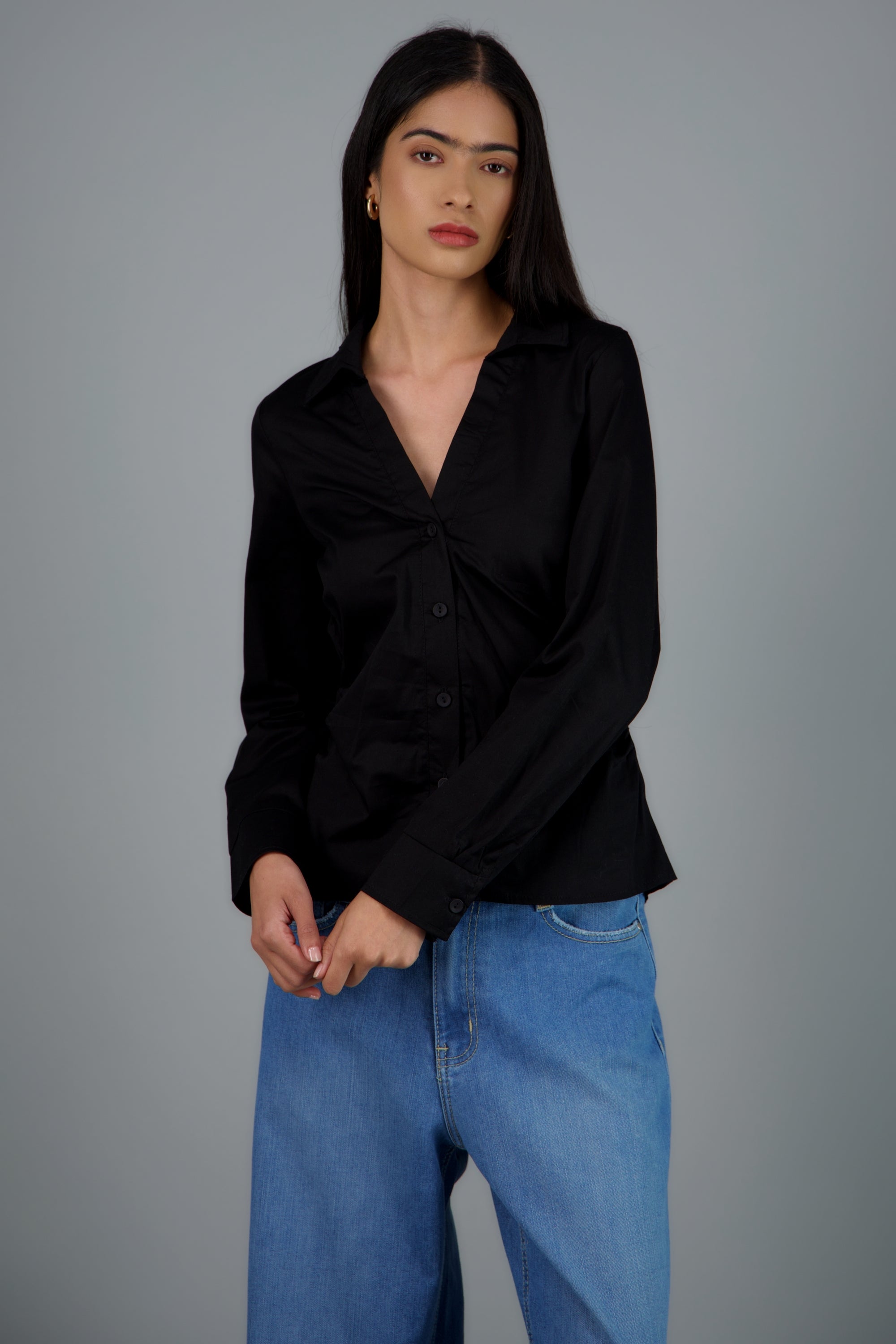 Camisa manga larga detalle frunces NEGRO