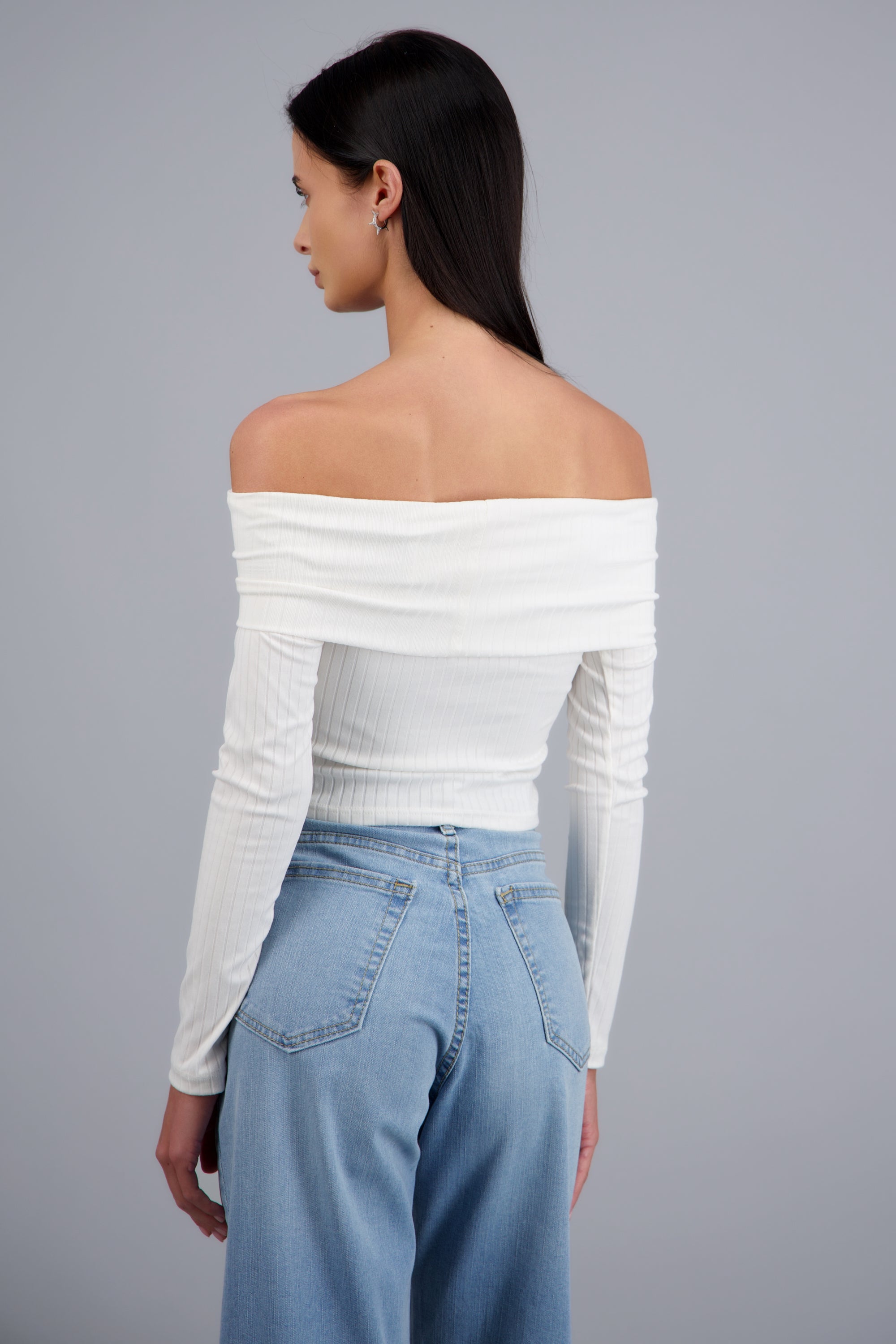 Blusa off shoulder manga larga BLANCO