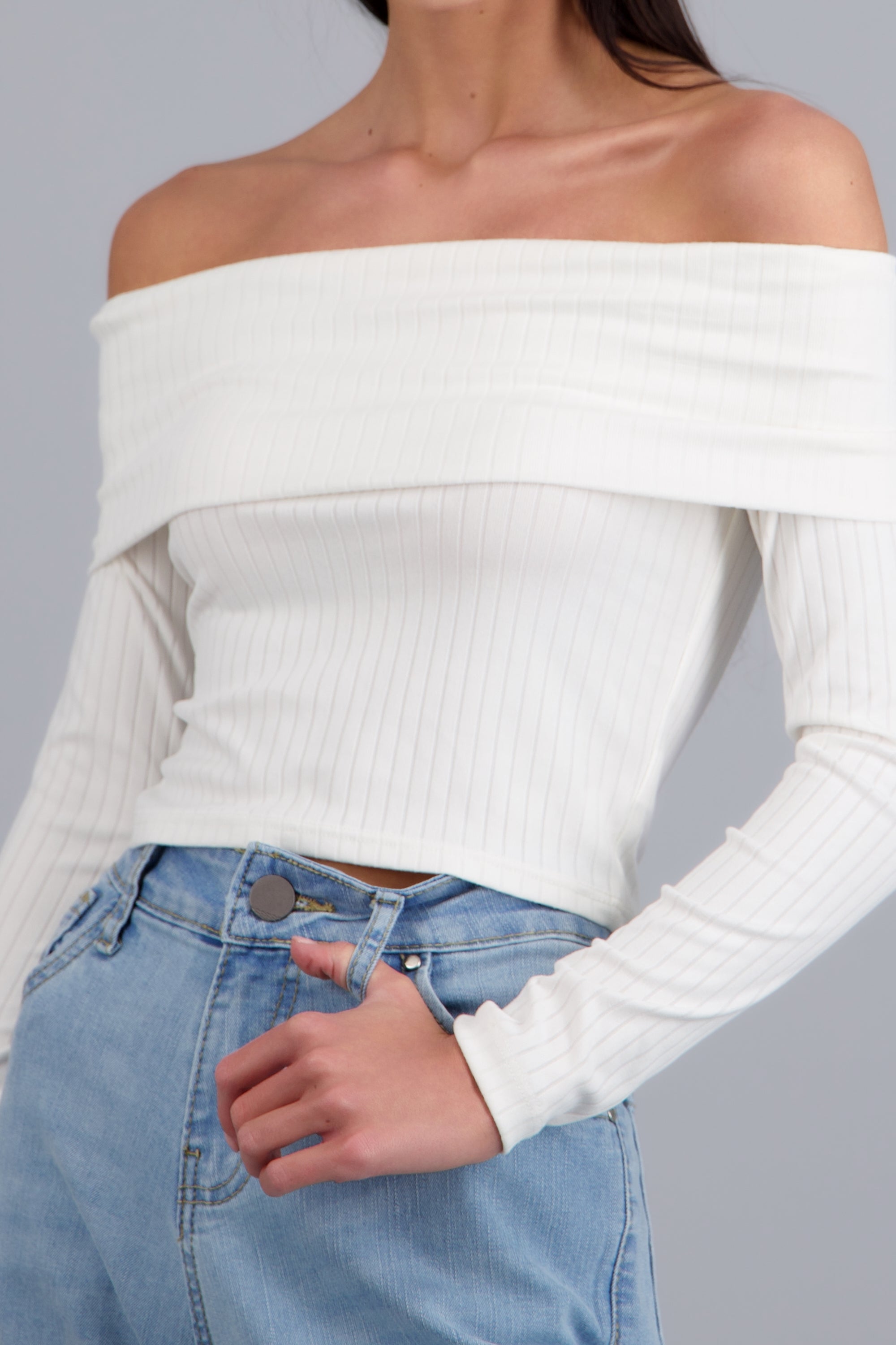Blusa off shoulder manga larga BLANCO