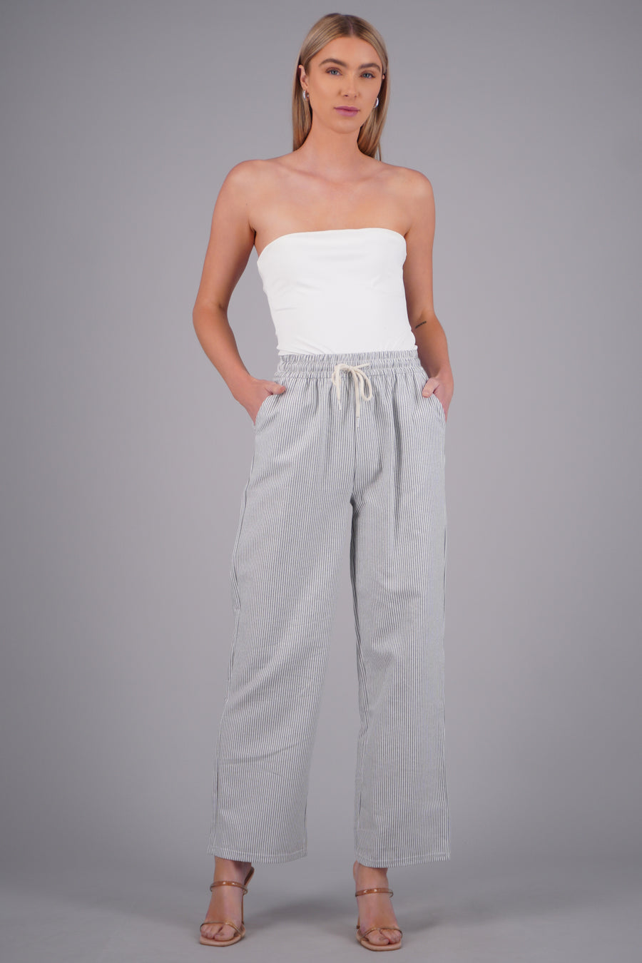Pantalones tipo lino rayas
