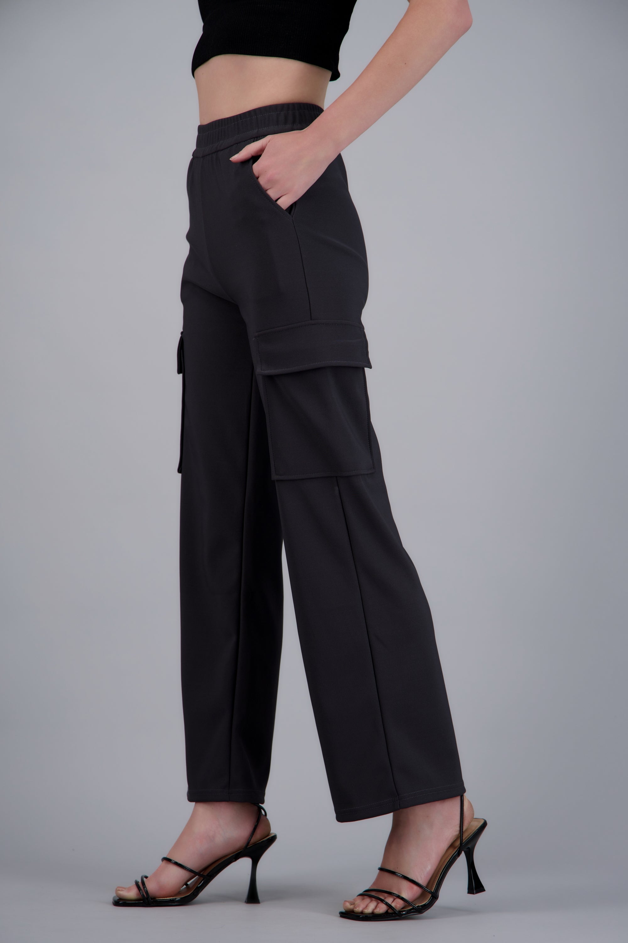 Pants cargo tacto suave GRIS OBSCURO