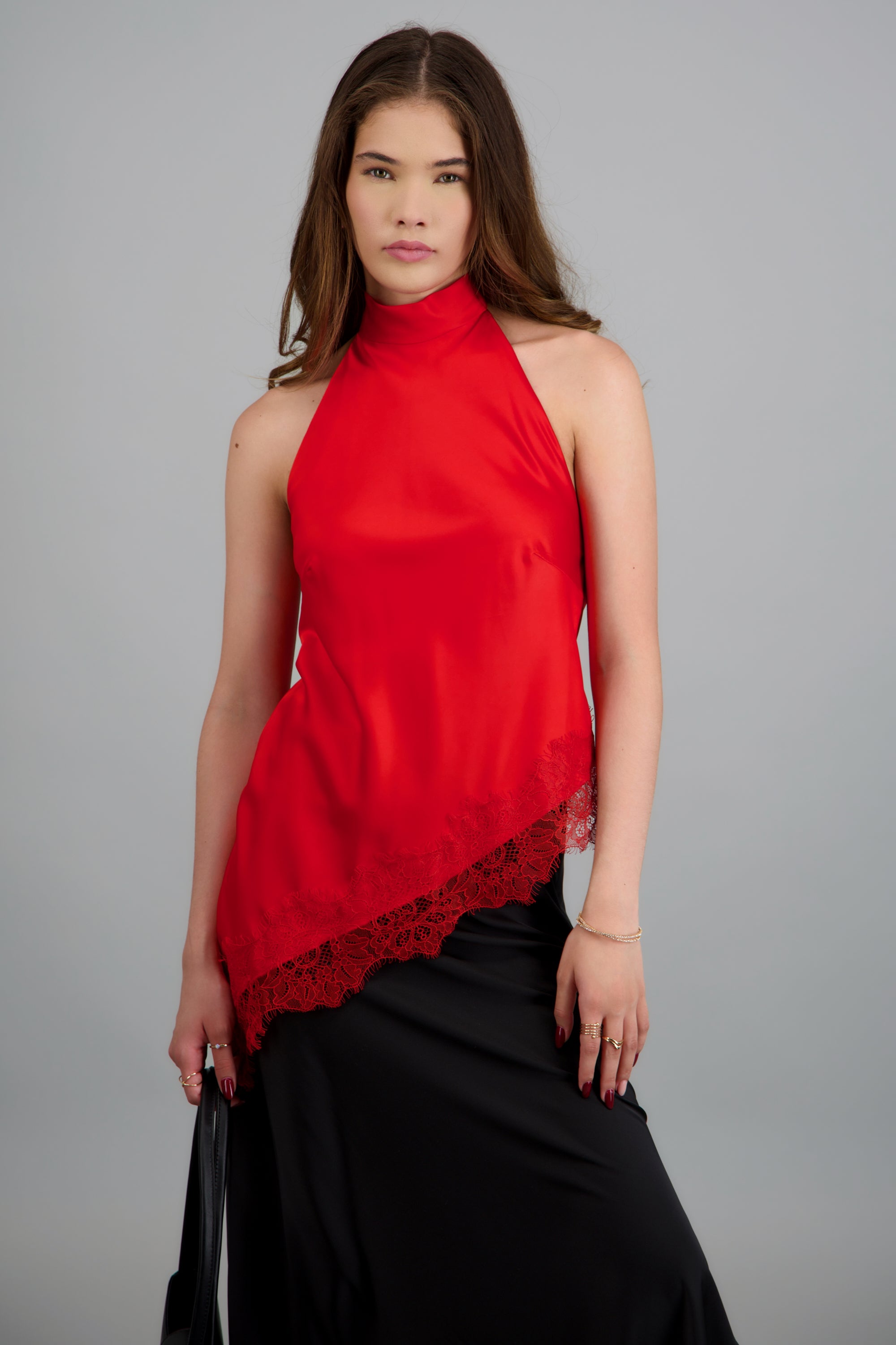Top halter amarre satinado detalle encaje ROJO