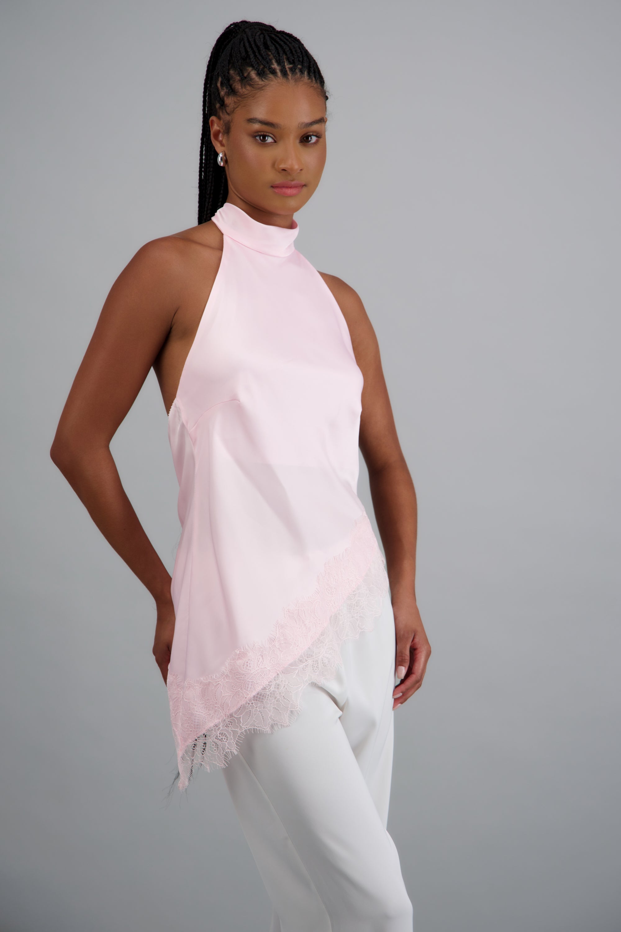Top halter amarre satinado detalle encaje ROSA PASTEL