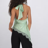 Top halter amarre satinado detalle encaje
