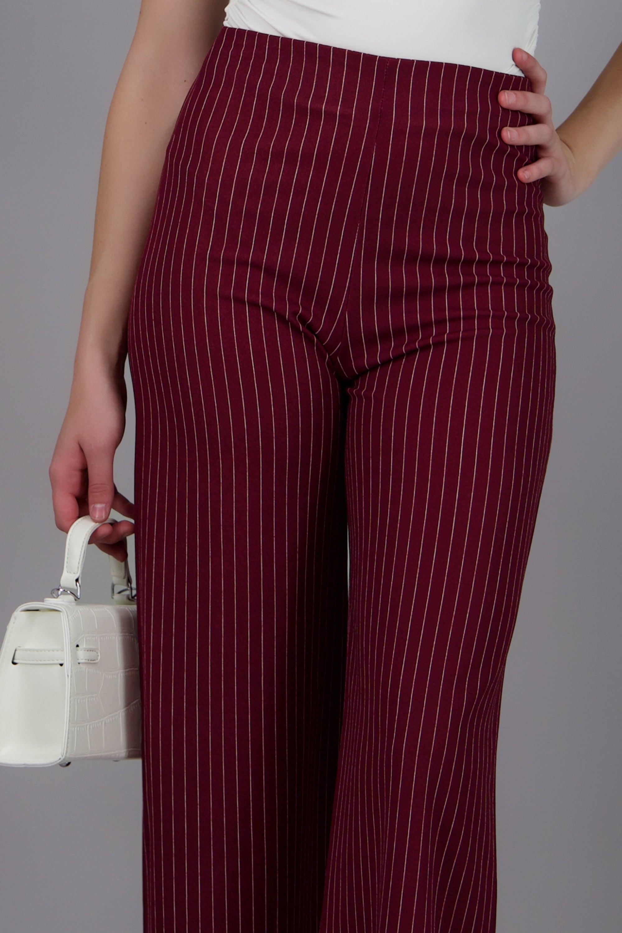 Pantalon wide leg detalle rayas VINO COMBO