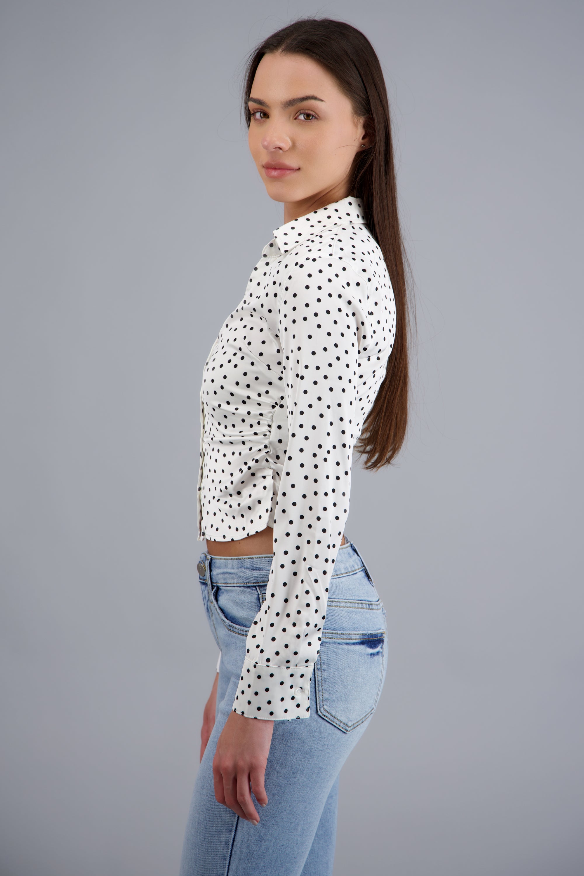 BLUSA SATINADA POLKA DOTS BLANCO COMBO