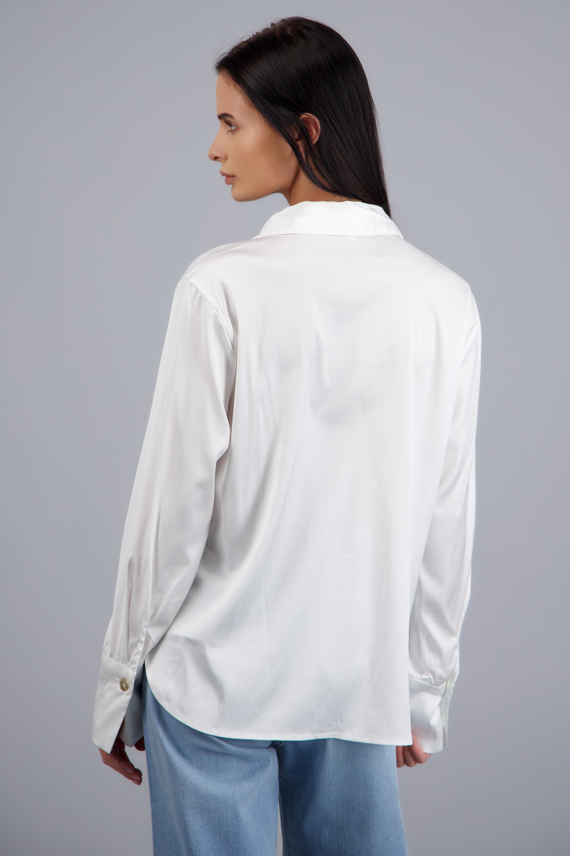 Blusa satinada botones detalles BLANCO