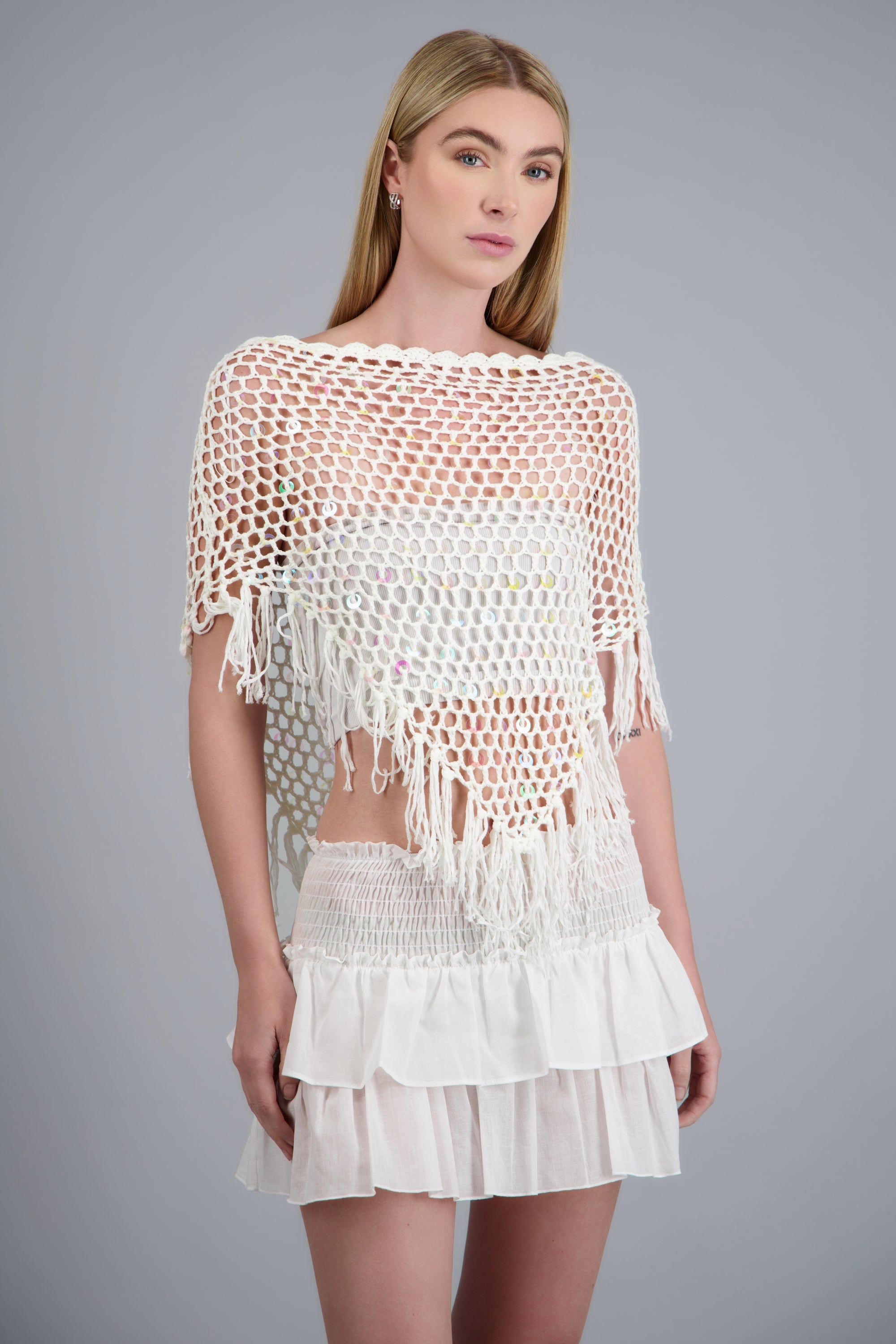 PONCHO ASIMETRICO C/LENTEJUELAS