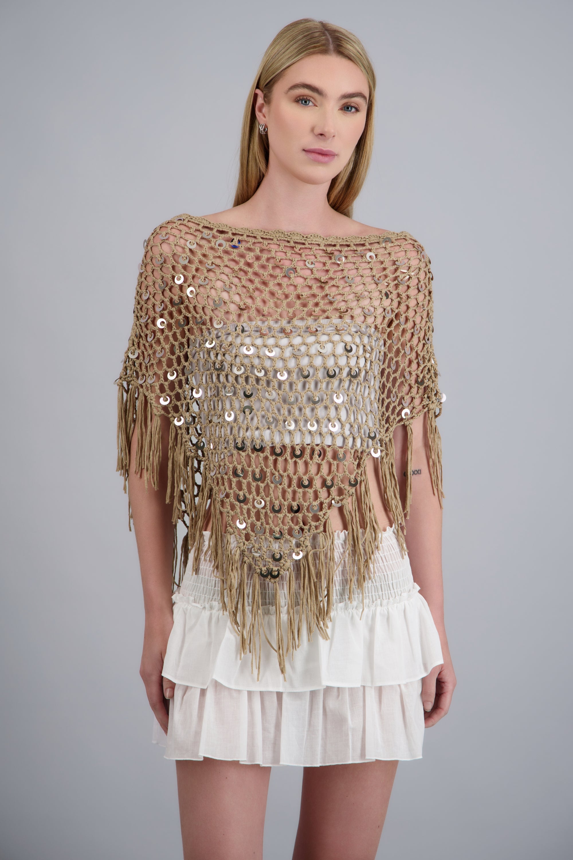 PONCHO ASIMETRICO C/LENTEJUELAS TAUPE