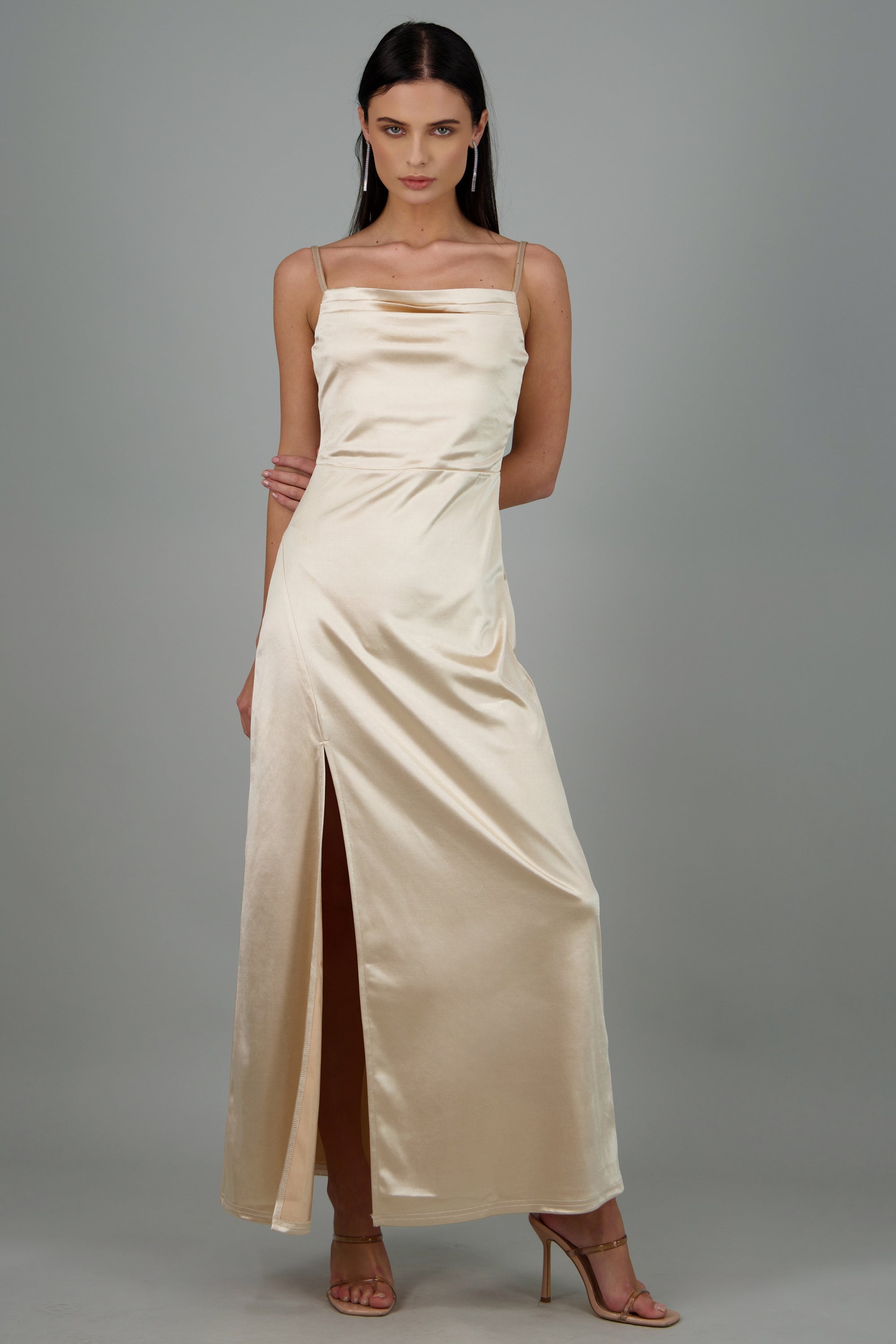 Vestido maxi satin espalda abierta BEIGE