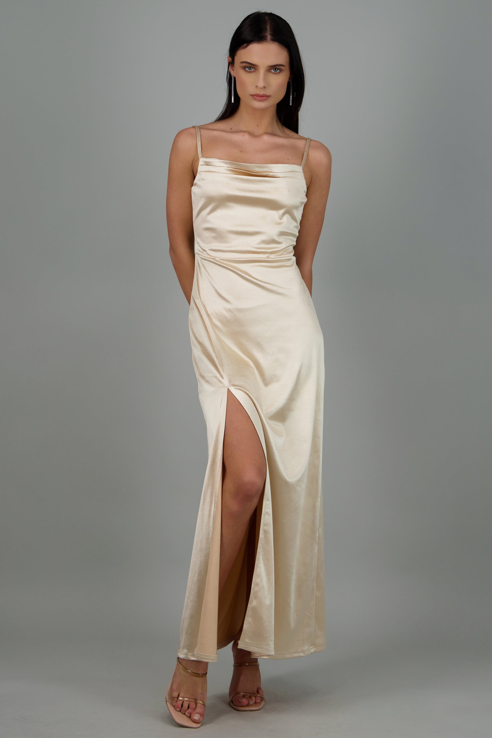Vestido maxi satin espalda abierta BEIGE