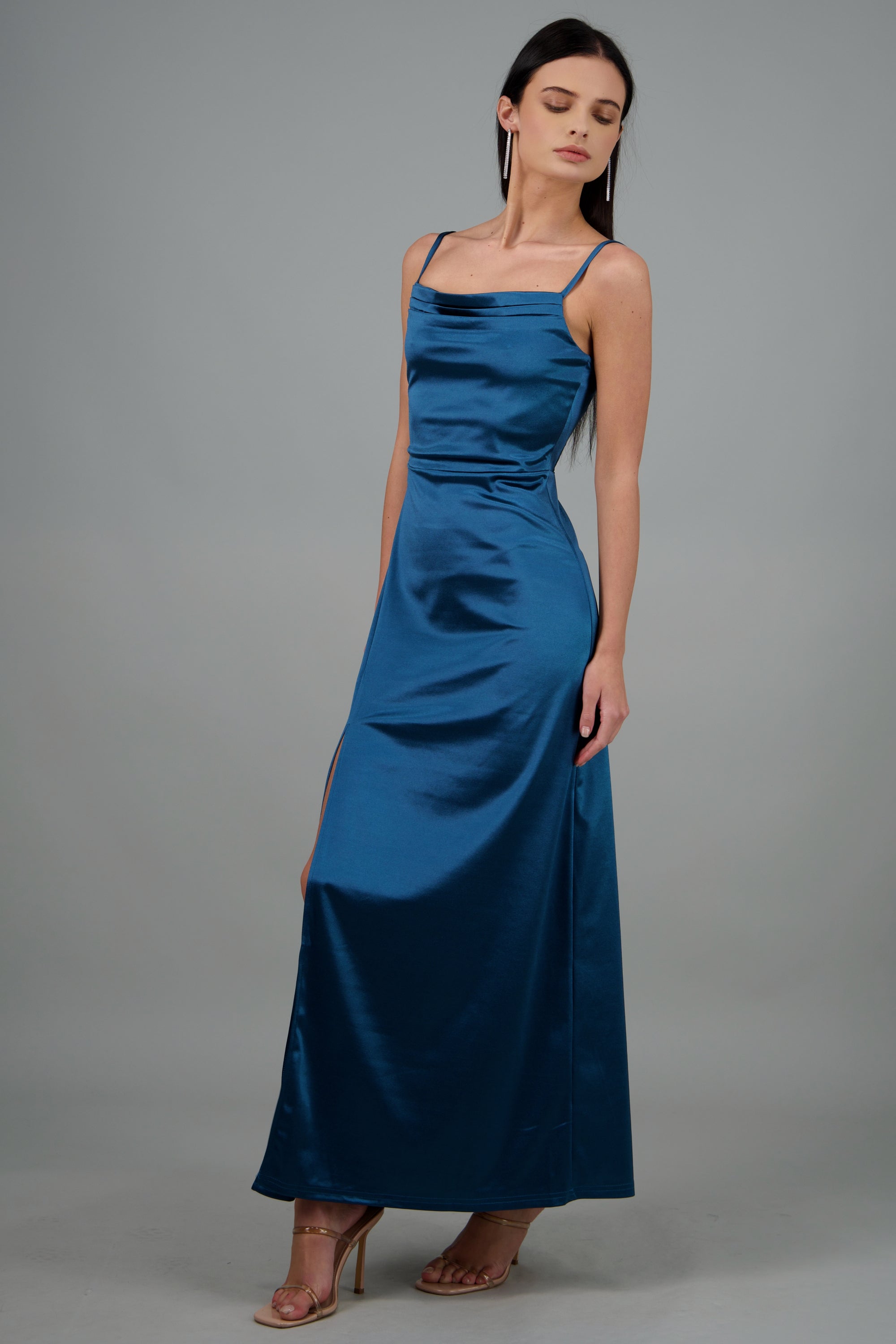 Vestido maxi satin espalda abierta AZUL PATO