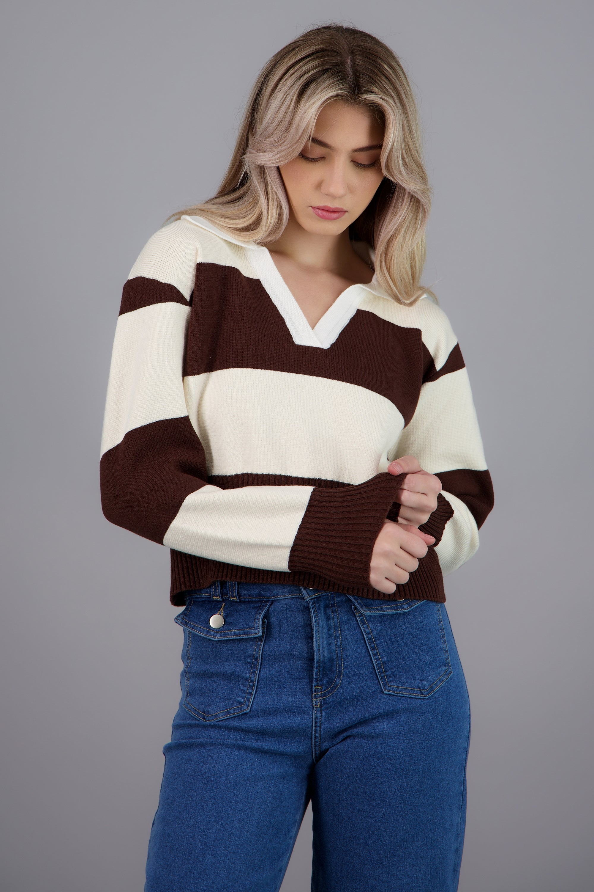suéter rayas cuello polo CAFE COMBO