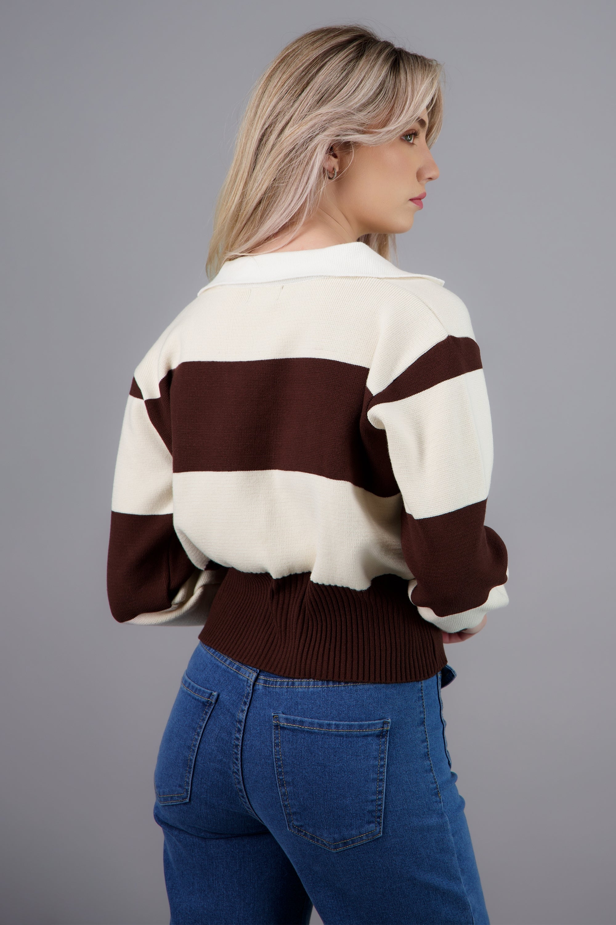 suéter rayas cuello polo CAFE COMBO