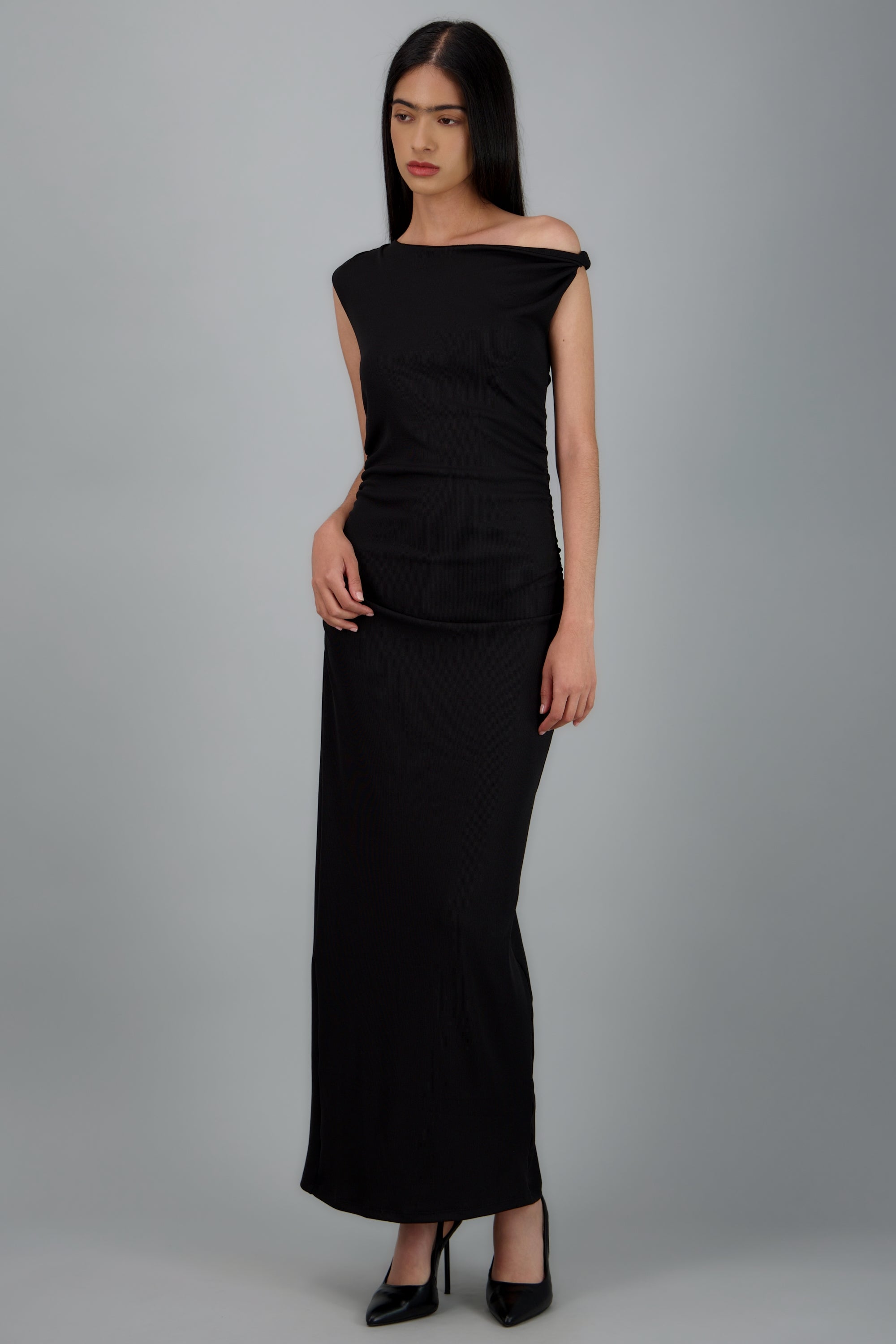 Vestido maxi rib tirantes asimetricos NEGRO