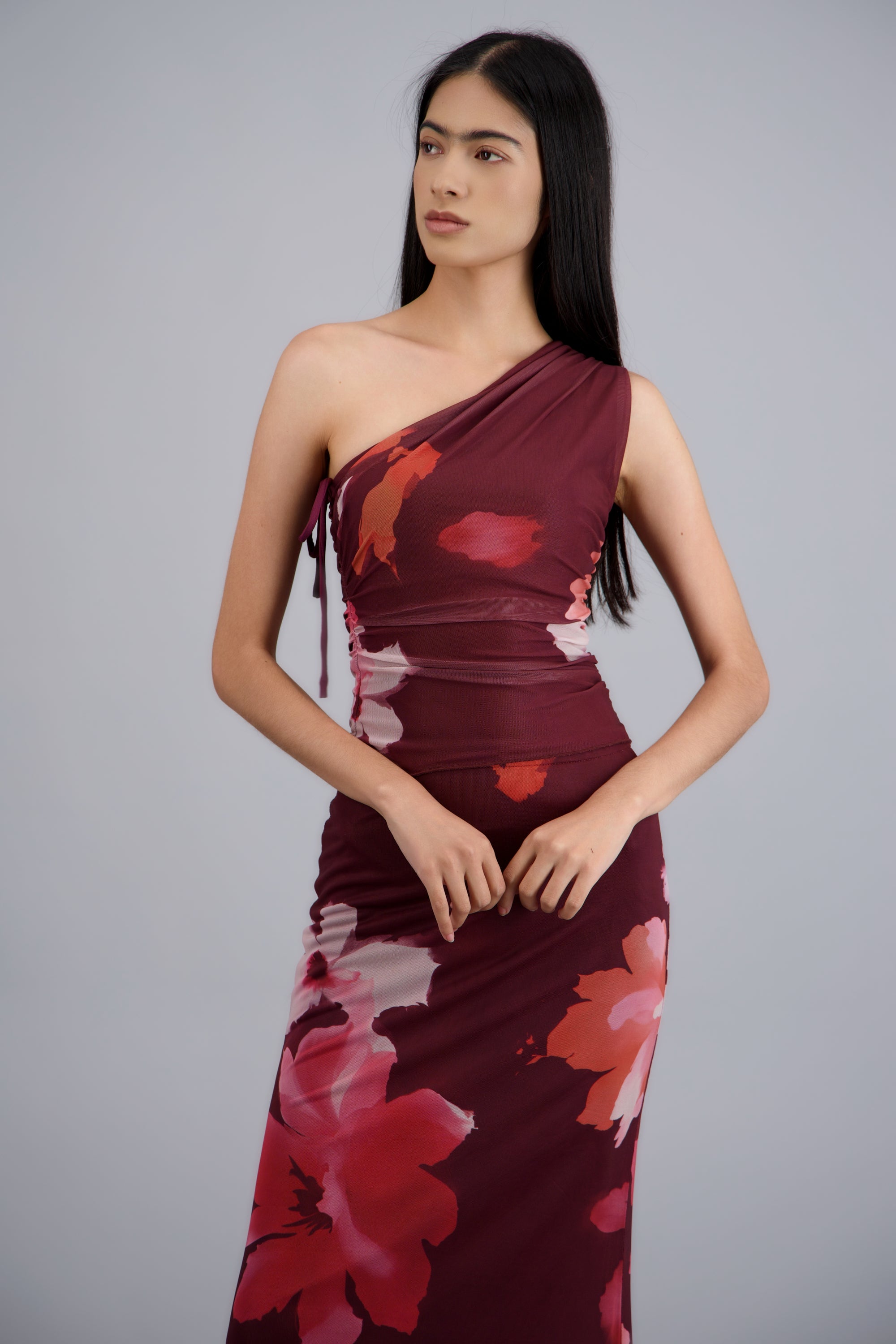 Top asimétrico estampado flores VINO COMBO