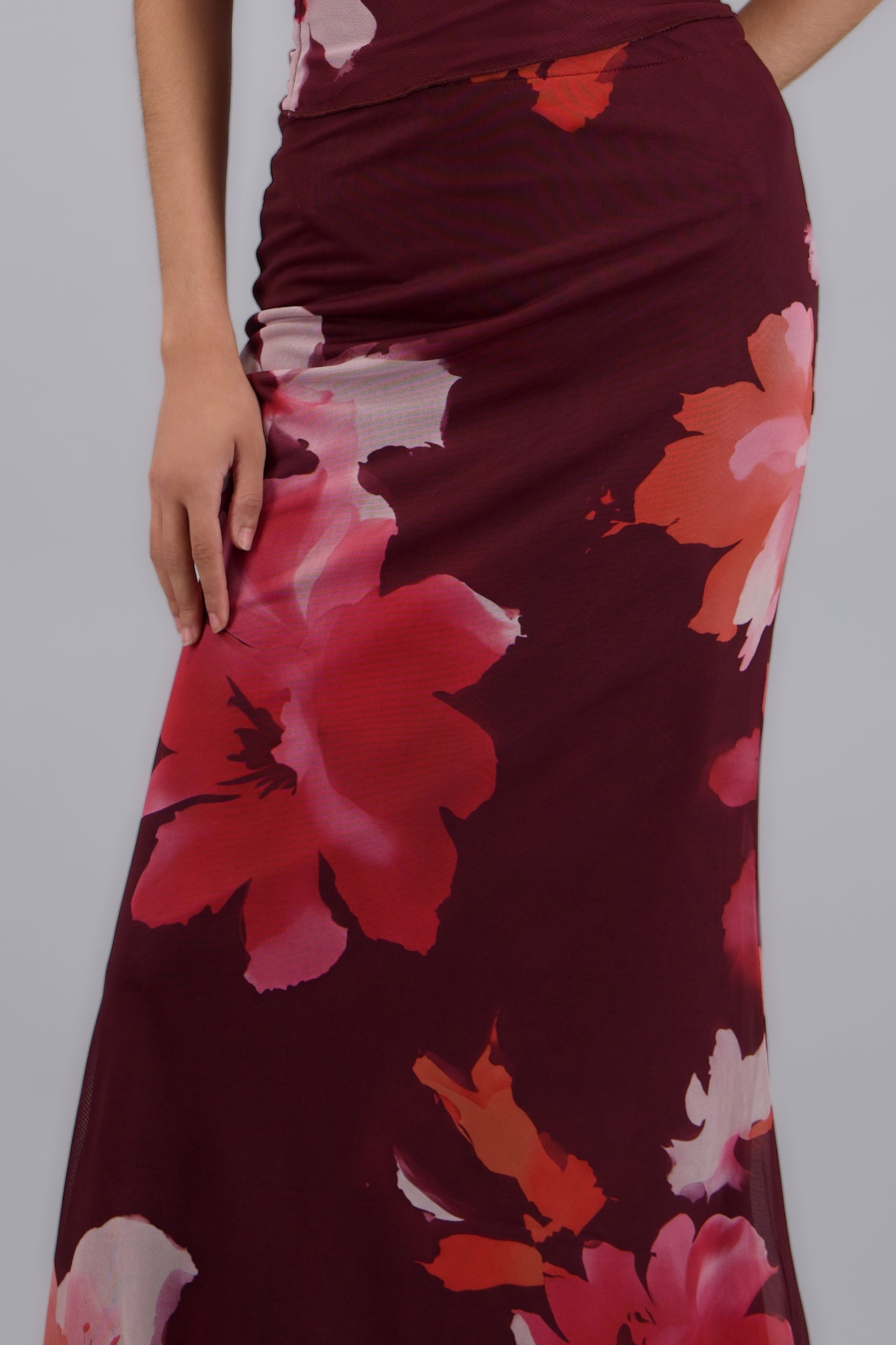 Falda midi estampado flores VINO COMBO