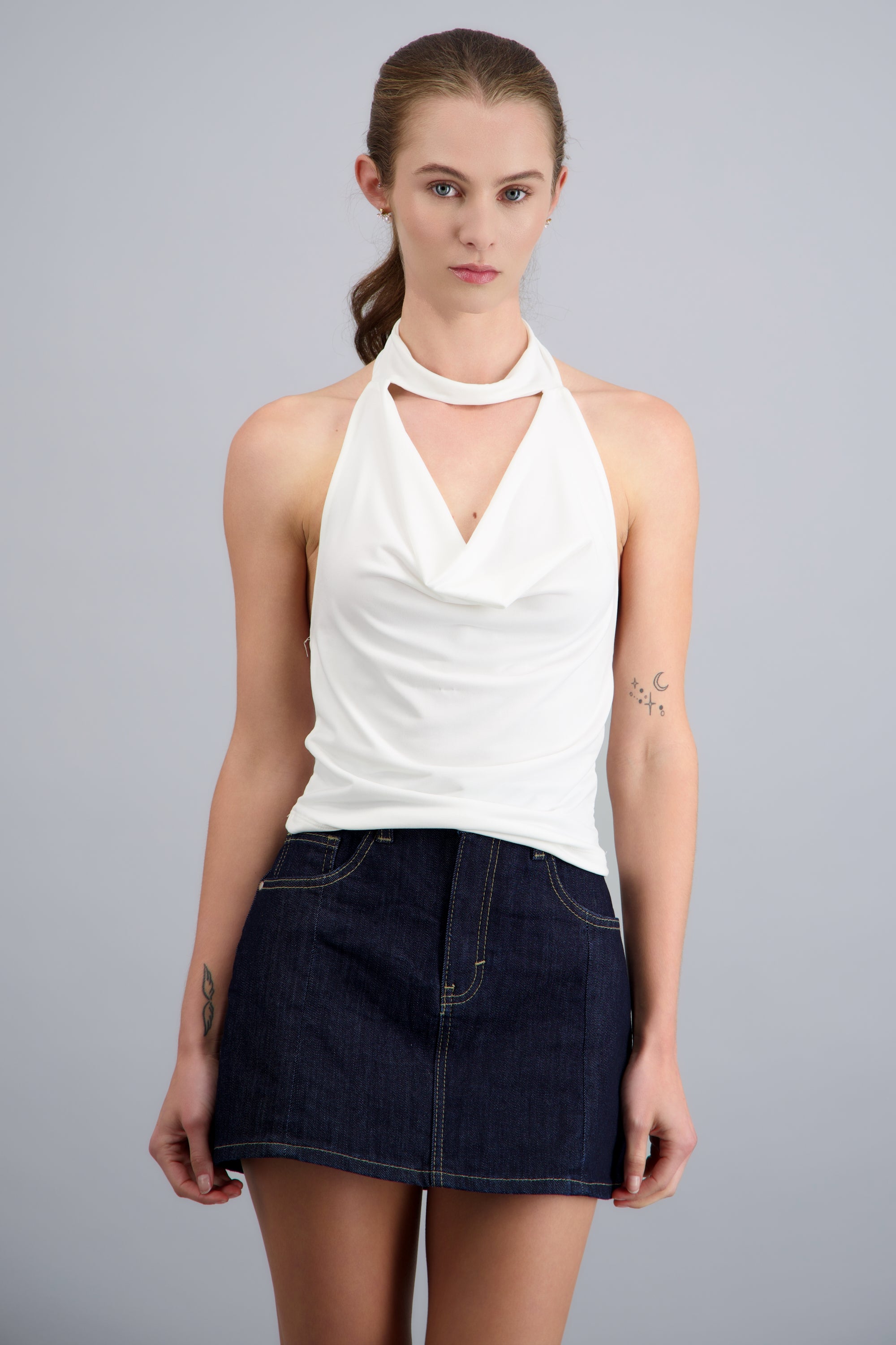 Top escote cascada detalle cuello HUESO